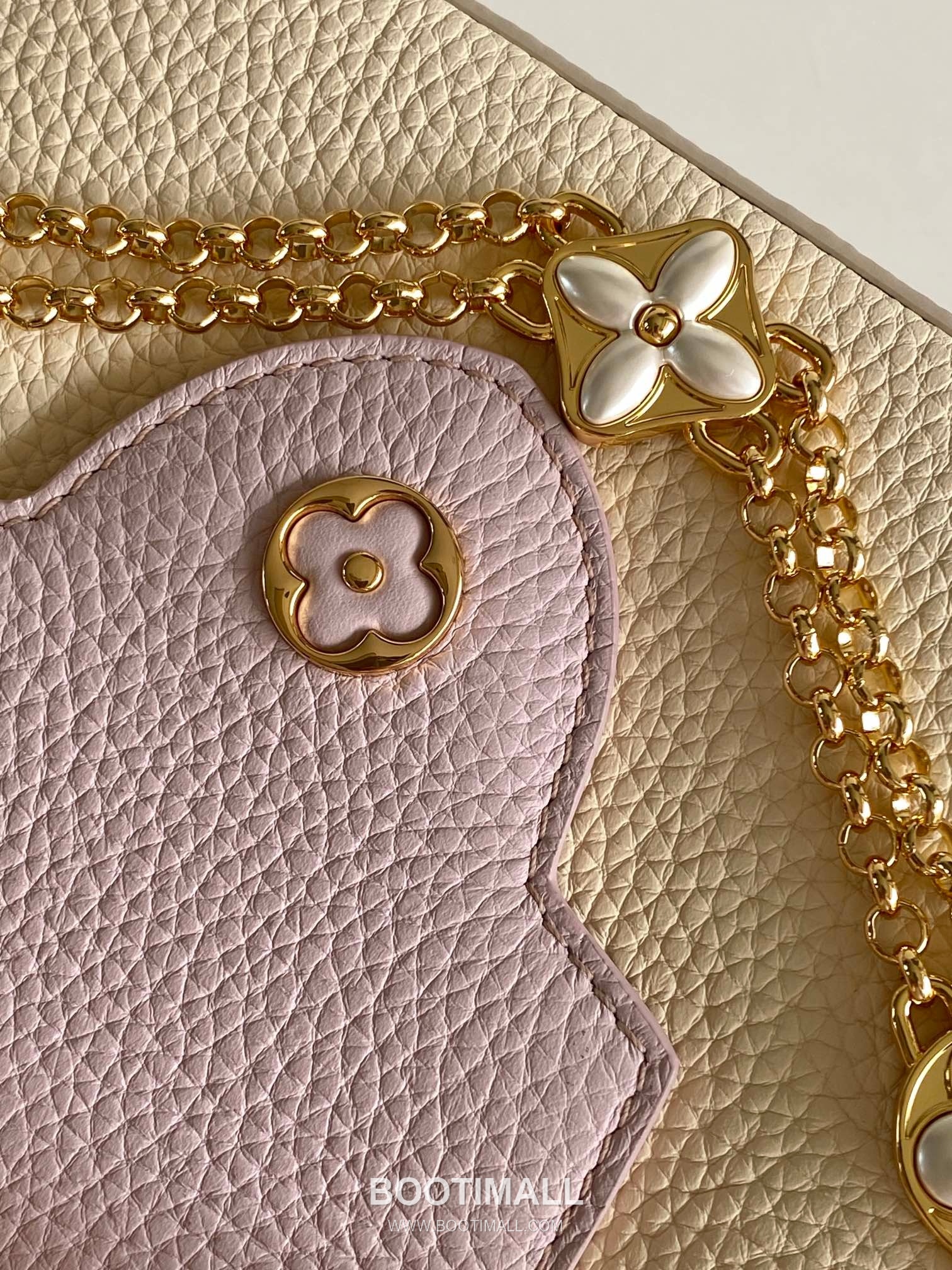 Louis Vuitton Pearl Calfskin Leather Top Handle Bag with Strap Detail 루이비통 펄 화이트 카프스킨 레더 탑핸들백 M15117 21cm 6