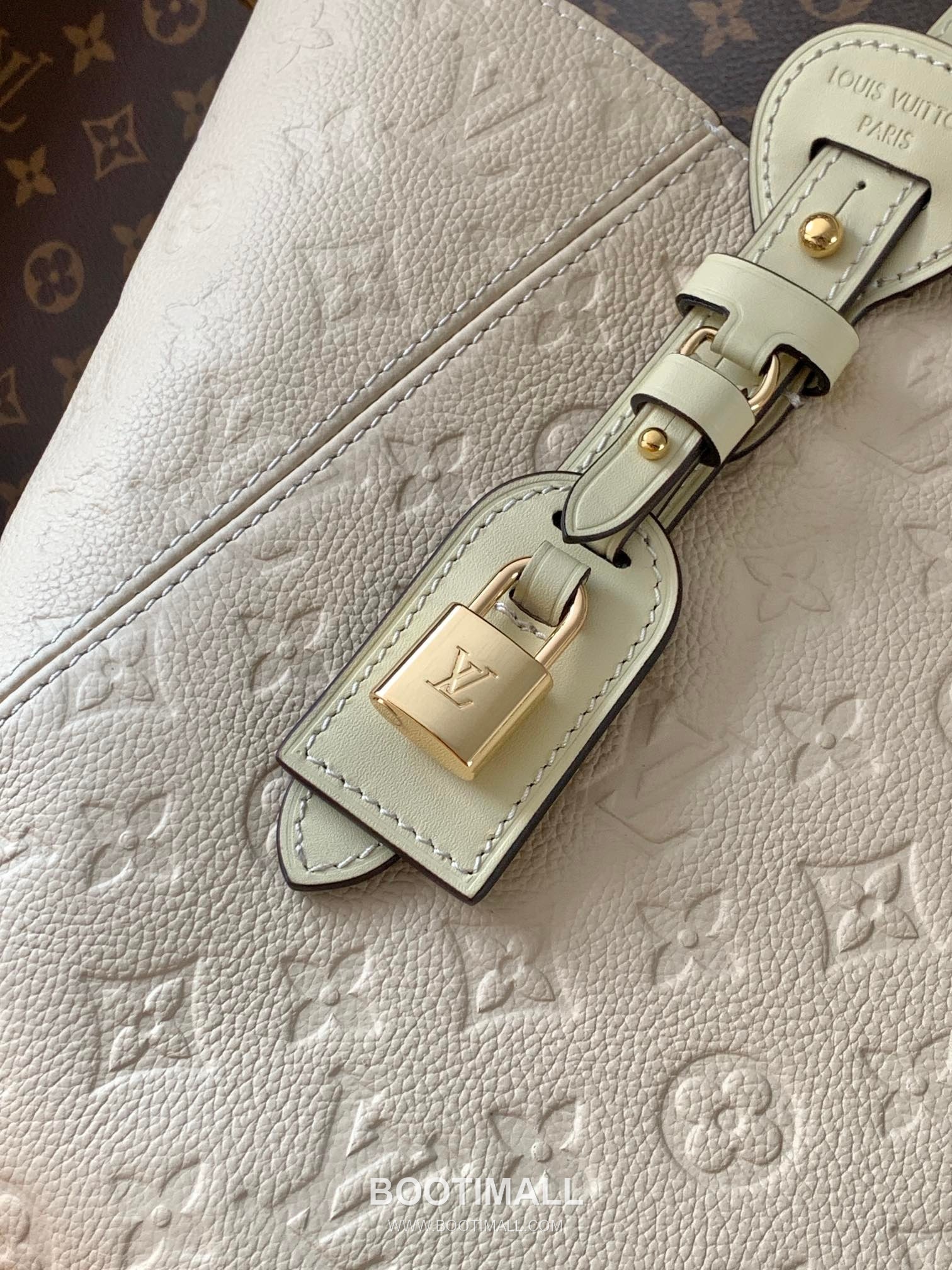 Louis Vuitton All In One Monogram Empreinte Calfskin Leather Hobo Tote Bag with Lock Tag Detail 루이비통 올인원 모노그램 앙프렝뜨 카프스킨 레더 호보 토트백 M29337 40cm 7