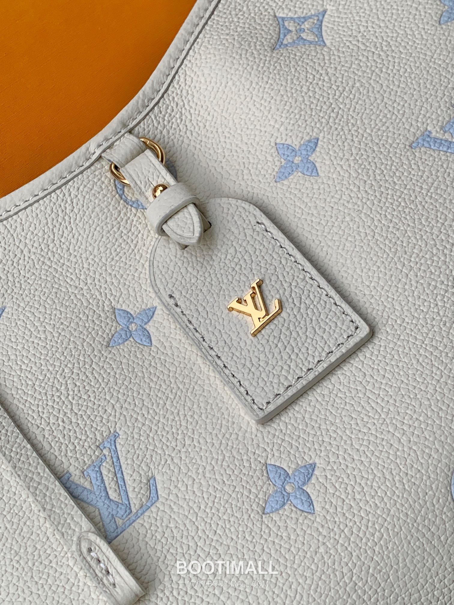 Louis Vuitton CarryAll PM Monogram Empreinte Calfskin Leather Hobo Tote Bag with Tag Strap Detail 루이비통 캐리올 PM 모노그램 앙프렝뜨 카프스킨 레더 호보 토트백 M27573 29cm 7