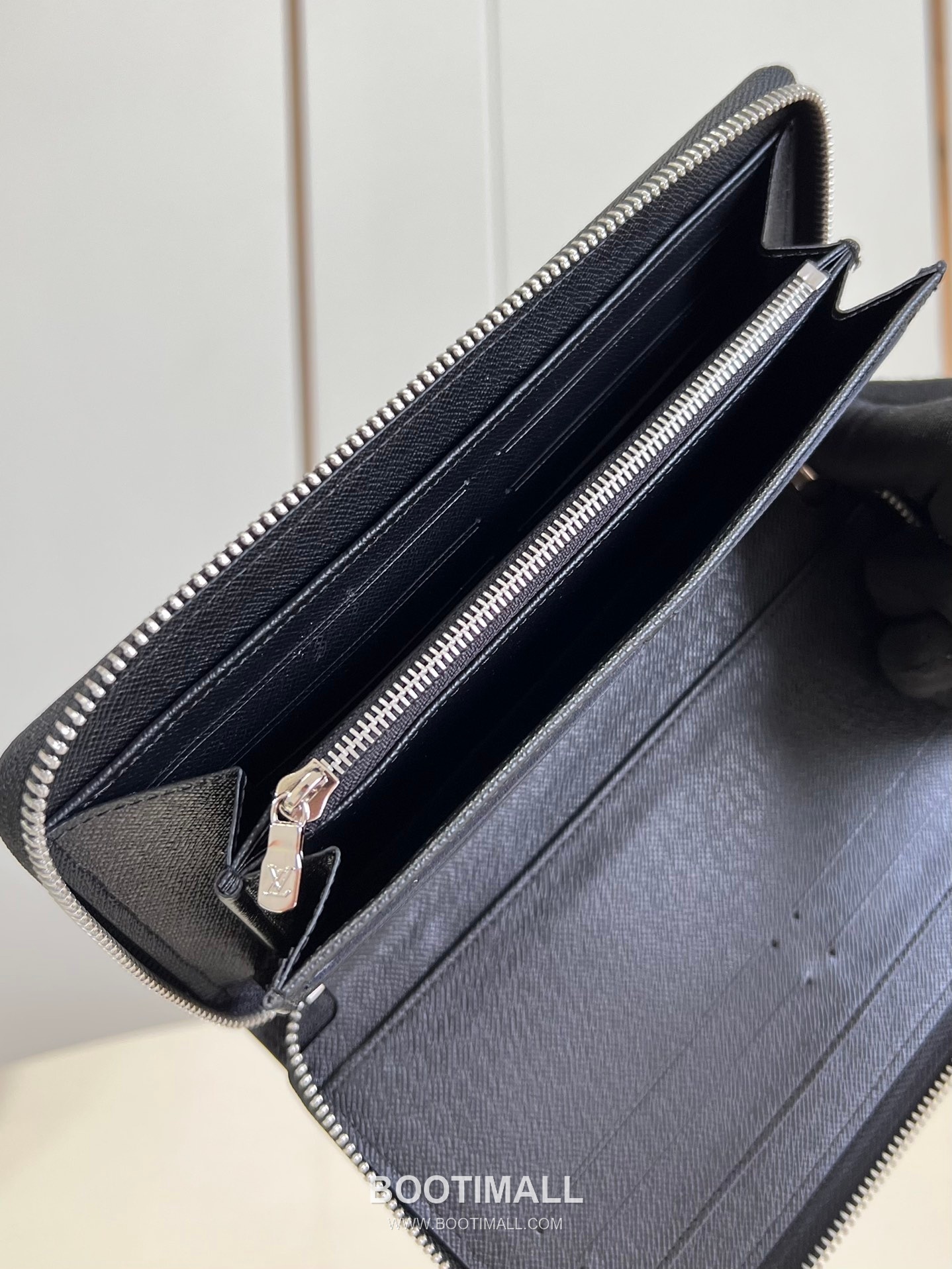 Louis Vuitton Monogram Canvas Long Wallet with Zip Pocket Card Slot Detail 루이비통 모노그램 캔버스 지퍼 장지갑 M30056 21cm 9