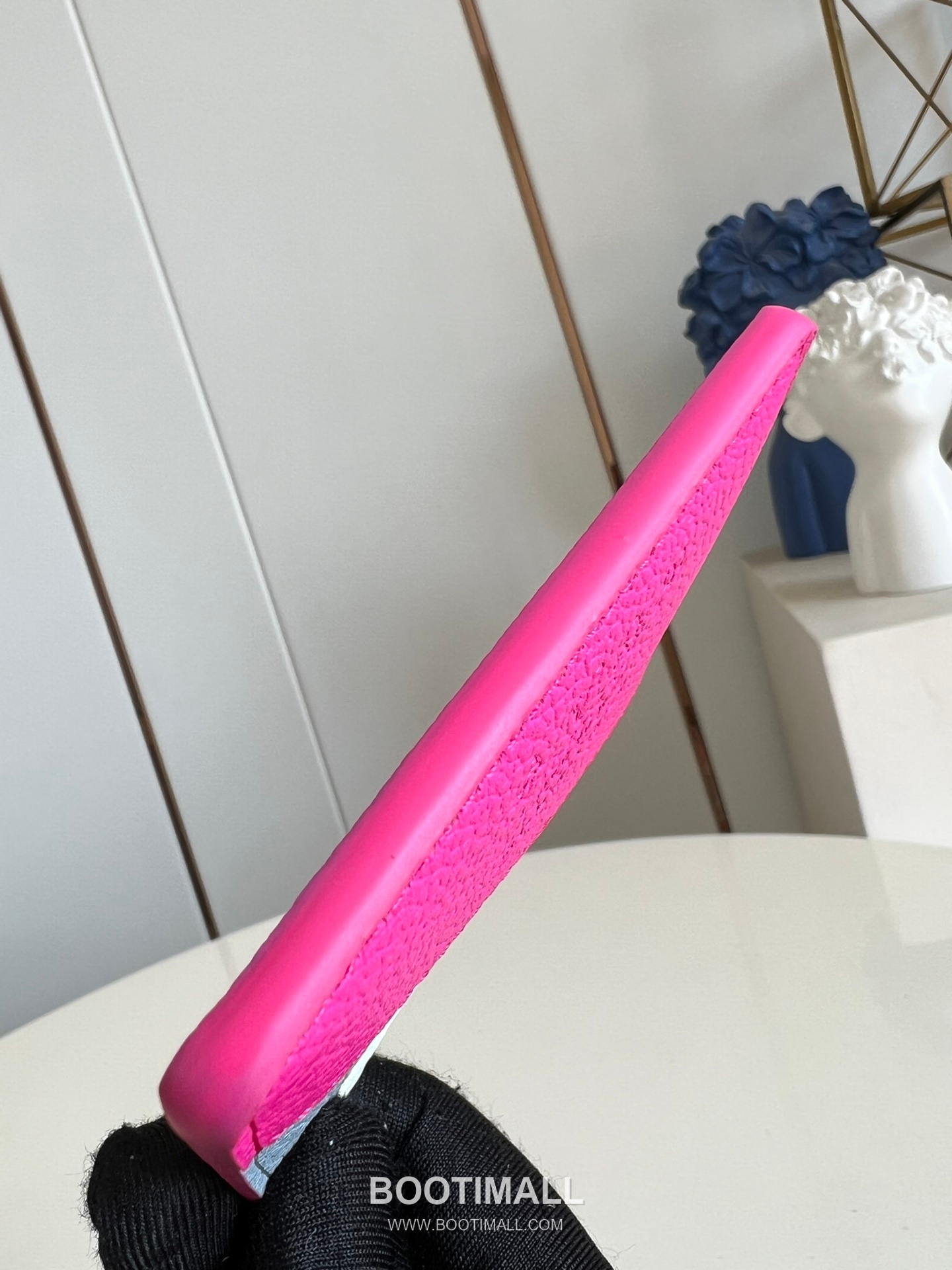 Louis Vuitton x Takashi Murakami Criss-Cross Calfskin Leather Card Holder with Monogram Canvas Detail 루이비통 x 무라카미 다카시 크리스크로스 카프스킨 레더 카드홀더 M14091 10cm 5