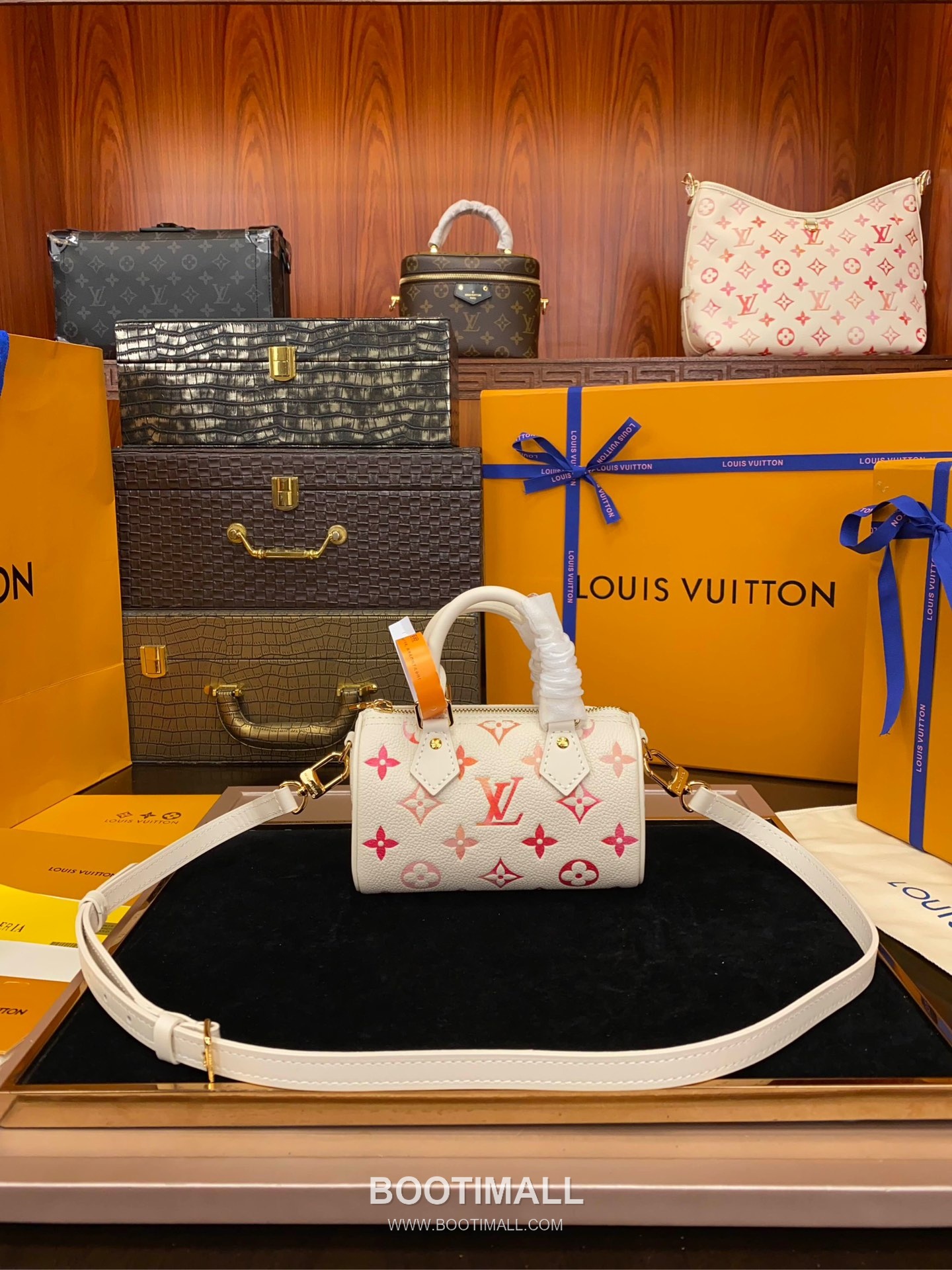 Louis Vuitton Nano Speedy Monogram Empreinte Calfskin Leather Duffle Bag with Strap Watercolor Detail 루이비통 나노 스피디 모노그램 앙프렝뜨 카프스킨 레더 더플백 M83452 16cm 1