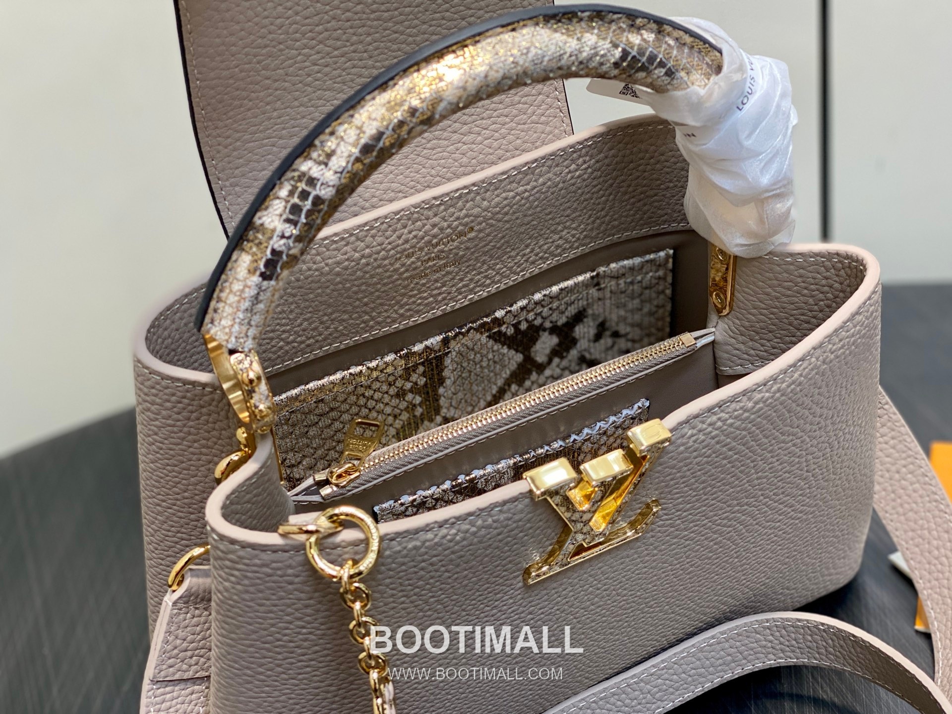 Louis Vuitton Capucines BB Taurillon Leather Top Handle Bag with Python Trim Chain Detail 루이비통 카퓌신 BB 타우릴론 레더 탑핸들백 M89369 27cm 10