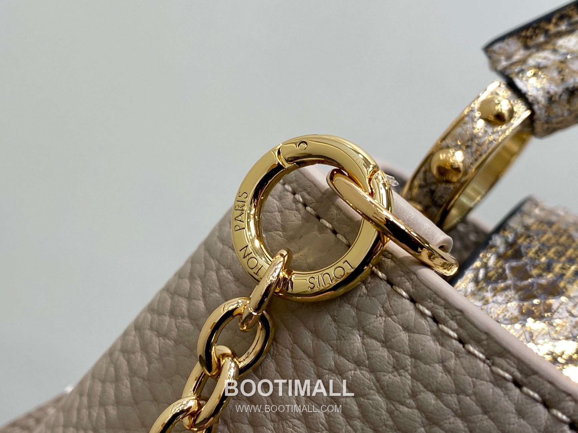 Louis Vuitton Capucines Mini Taurillon Leather Top Handle Bag with Python Trim Chain Detail 루이비통 카퓌신 미니 타우릴론 레더 탑핸들백 M89369 21cm 7