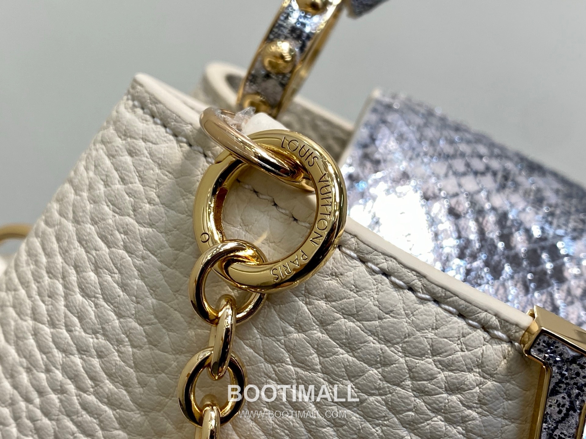 Louis Vuitton Capucines Mini Taurillon Leather Top Handle Bag with Python Trim Chain Detail 루이비통 카퓌신 미니 타우릴론 레더 탑핸들백 M89369 21cm 6