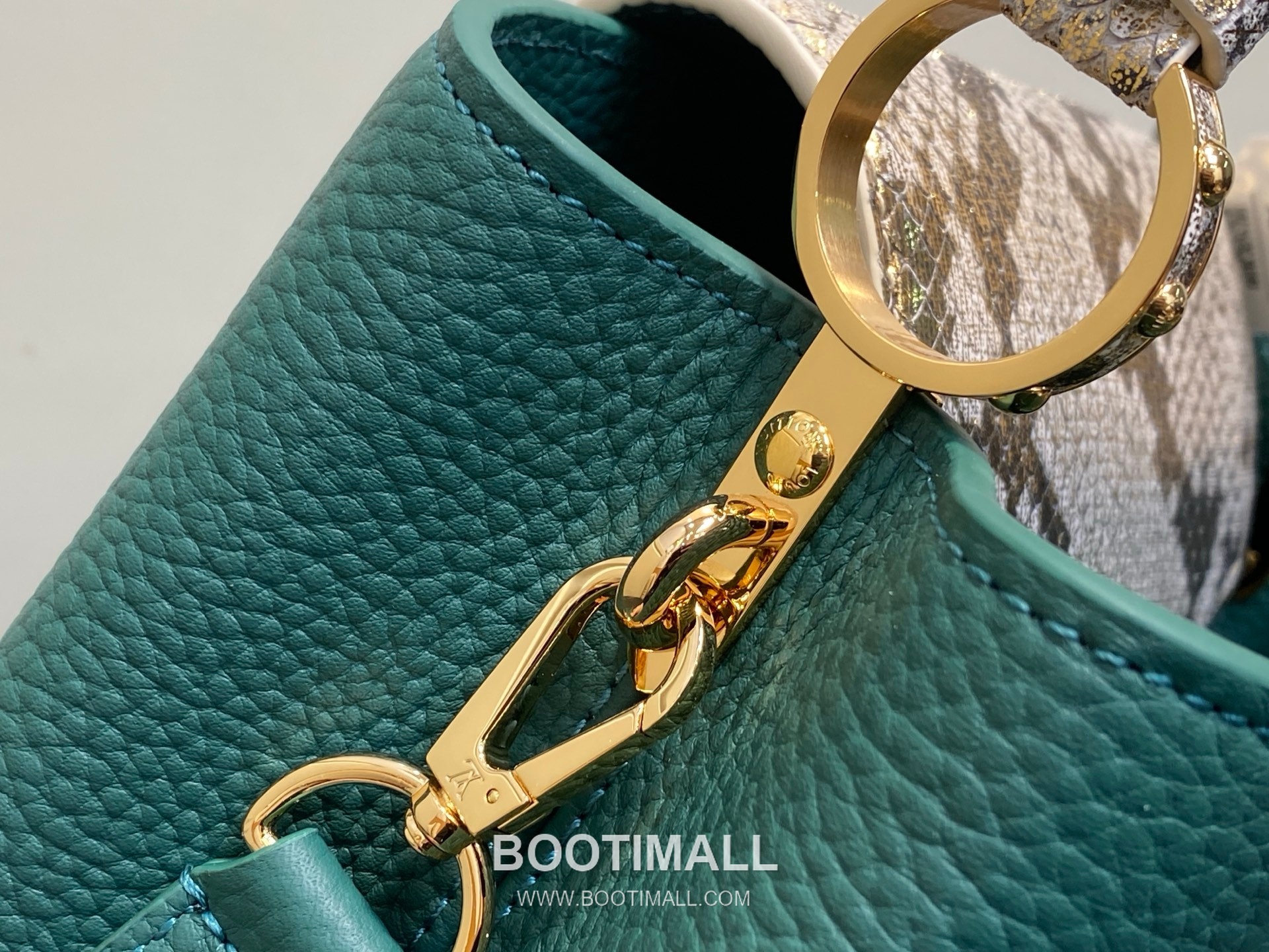 Louis Vuitton Capucines BB Taurillon Leather Top Handle Bag with Python Trim Chain Detail 루이비통 카퓌신 BB 타우릴론 레더 탑핸들백 M89369 27cm 8