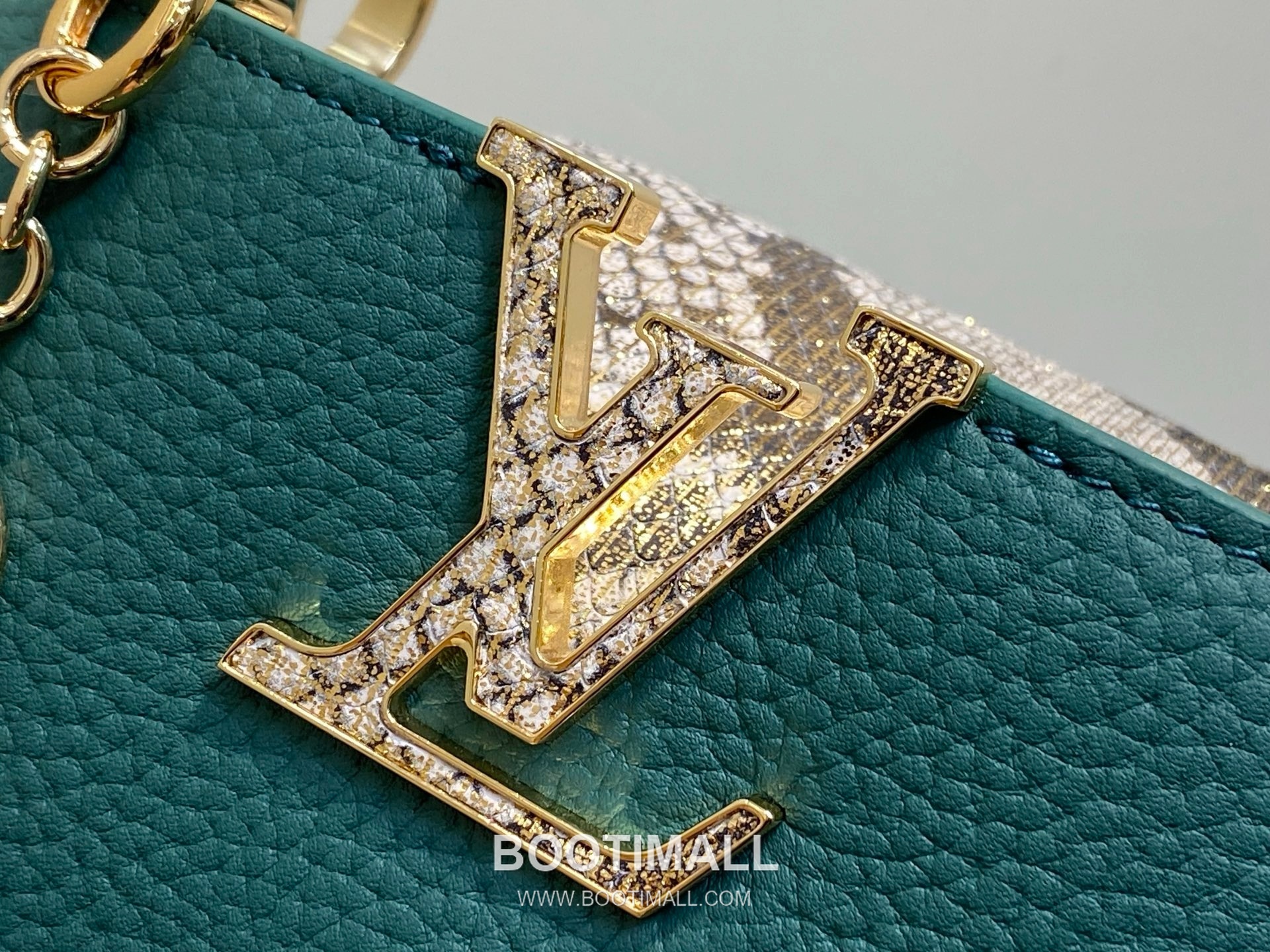 Louis Vuitton Capucines Mini Taurillon Leather Top Handle Bag with Python Trim Chain Detail 루이비통 카퓌신 미니 타우릴론 레더 탑핸들백 M89369 21cm 5