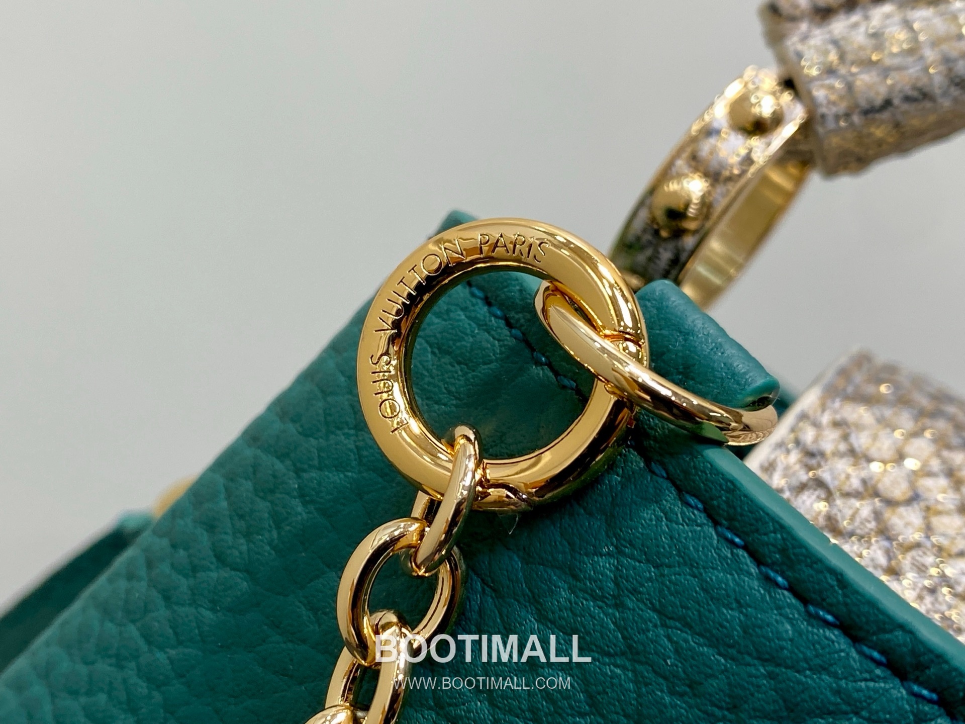Louis Vuitton Capucines Mini Taurillon Leather Top Handle Bag with Python Trim Chain Detail 루이비통 카퓌신 미니 타우릴론 레더 탑핸들백 M89369 21cm 6