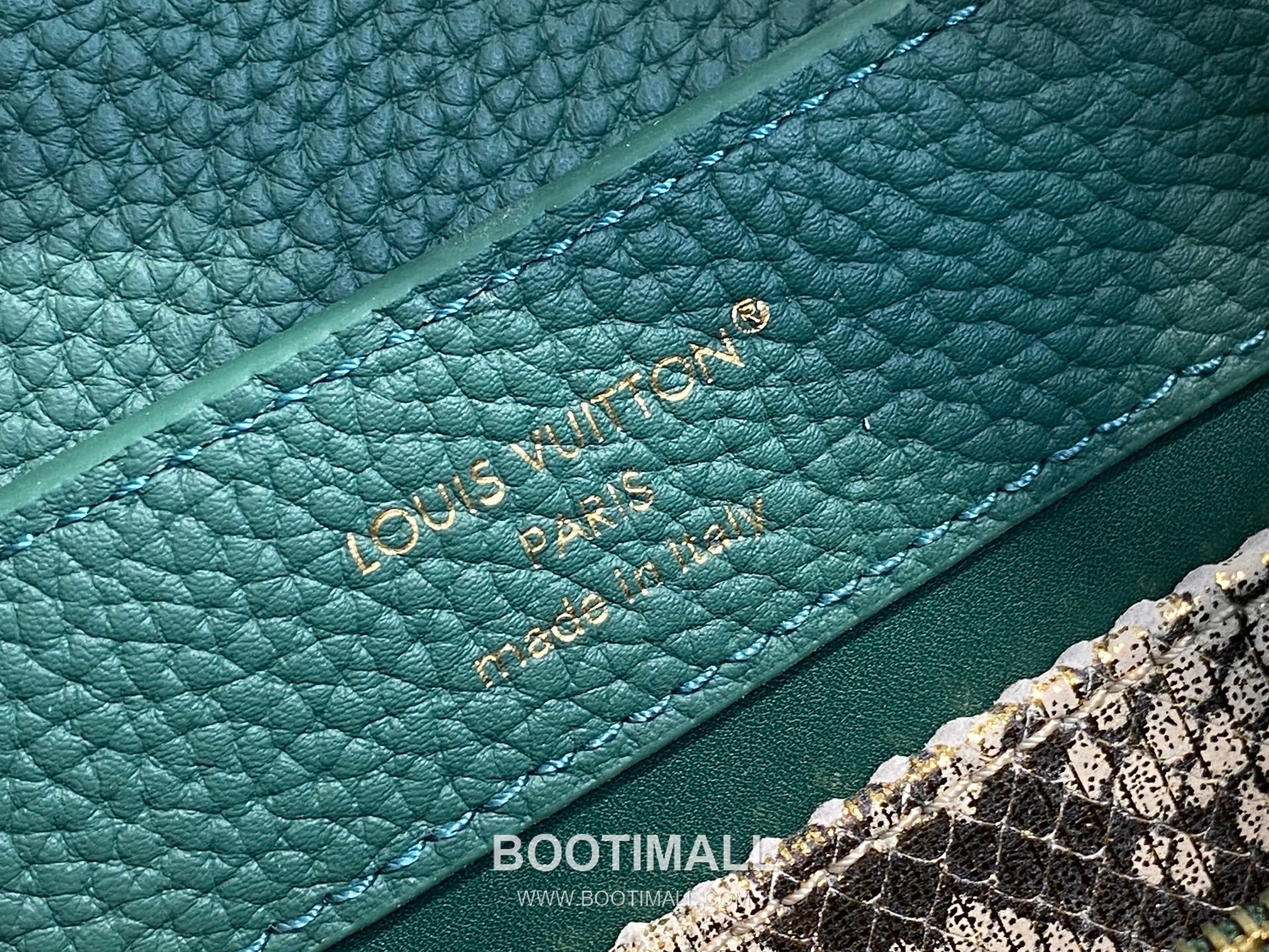 Louis Vuitton Capucines Mini Taurillon Leather Top Handle Bag with Python Trim Chain Detail 루이비통 카퓌신 미니 타우릴론 레더 탑핸들백 M89369 21cm 12