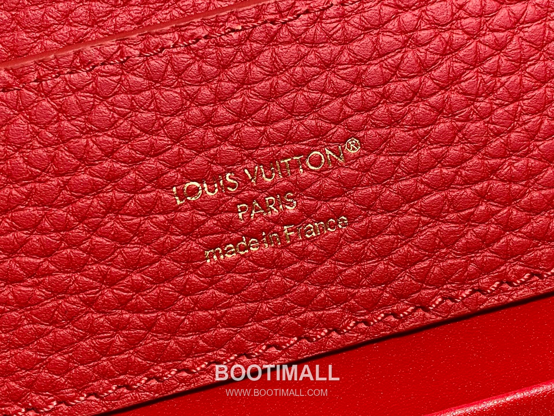 Louis Vuitton Capucines East-West Taurillon Leather Top Handle Bag with Chain Strap Logo Detail 루이비통 카퓌신 이스트웨스트 타우릴론 레더 탑핸들백 M27300 29cm 10