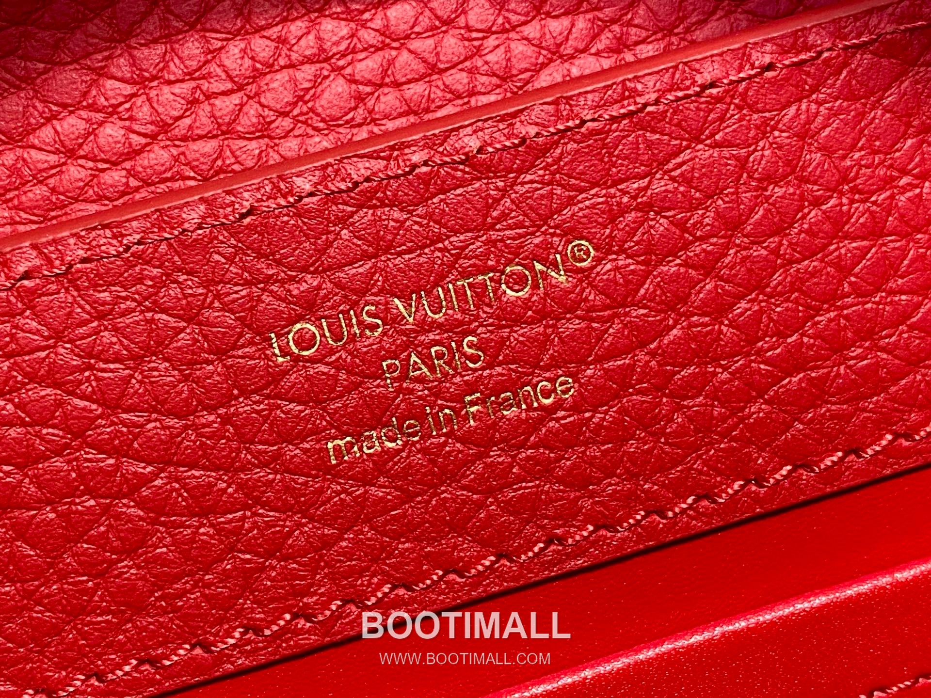 Louis Vuitton Capucines East-West Mini Taurillon Leather Top Handle Bag with Chain Strap Logo Detail 루이비통 카퓌신 이스트웨스트 미니 타우릴론 레더 탑핸들백 M27300 22cm 10