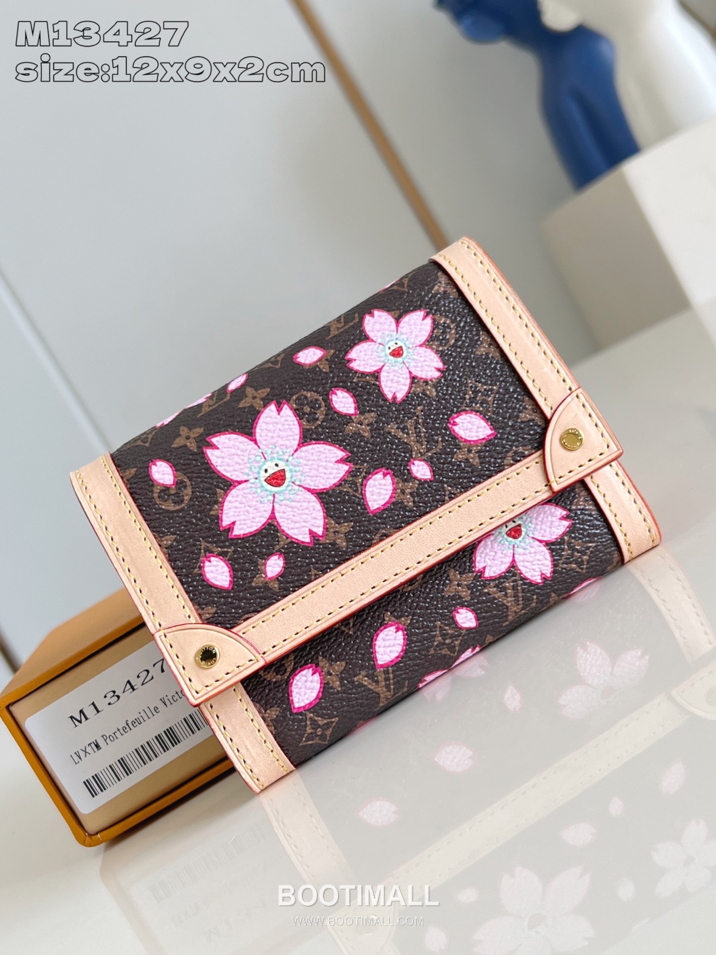 Louis Vuitton Victorine Monogram Canvas Wallet with Cherry Blossom Flap Detail 루이비통 빅토린 모노그램 캔버스 반지갑 M13427 12cm 1