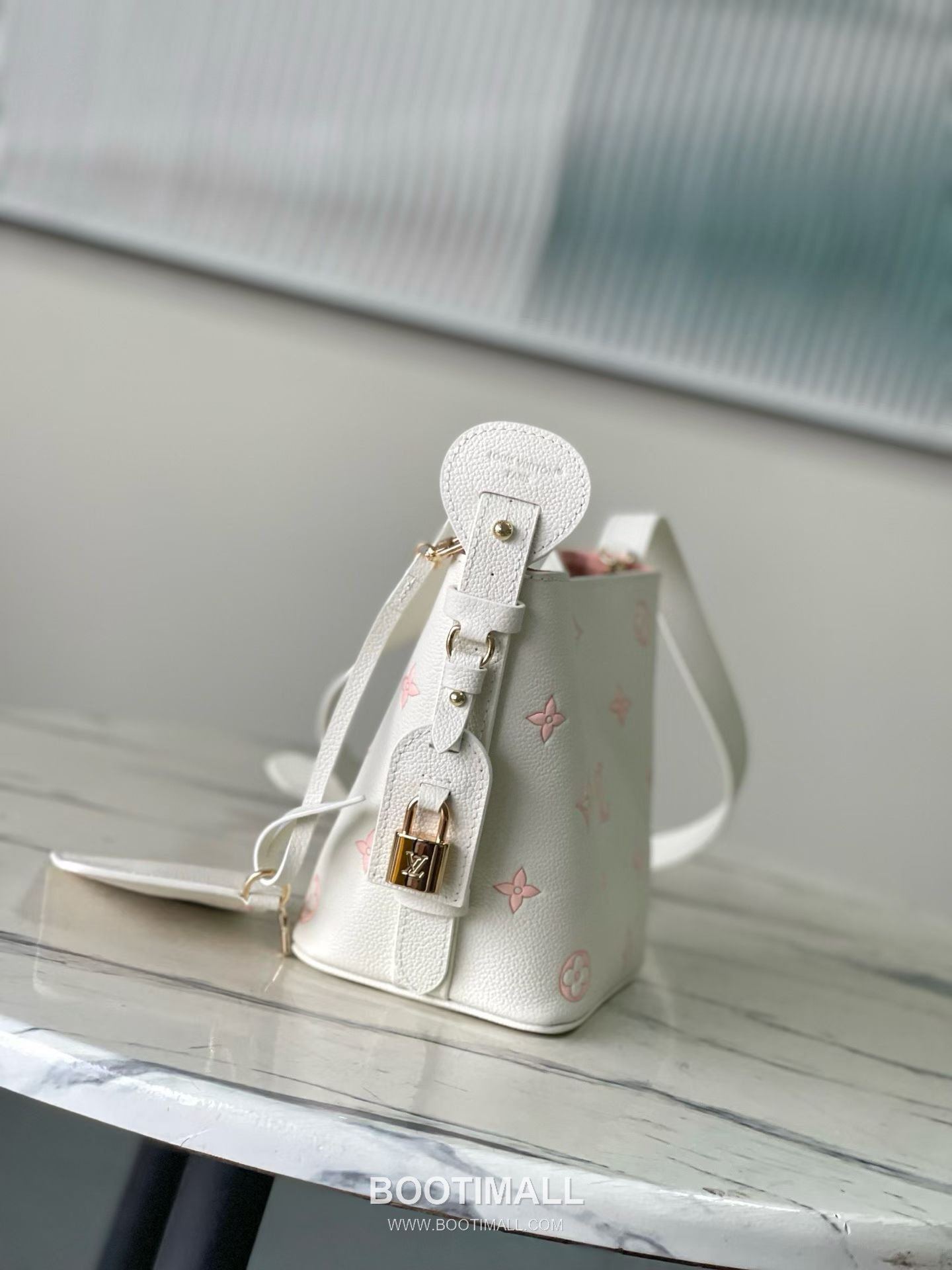 Louis Vuitton All In BB Monogram Empreinte Calfskin Leather Hobo Tote Bag with Lock Tag Detail 루이비통 올인 BB 모노그램 앙프렝뜨 카프스킨 레더 호보 토트백 M28315 16cm 2