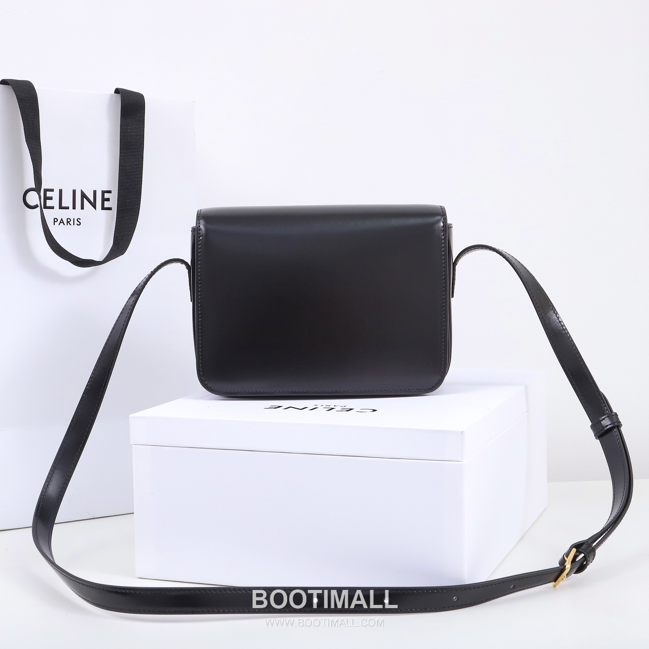 Celine Triomphe Calfskin Leather Crossbody Bag with Flap Logo Detail 셀린느 트리옹프 카프스킨 레더 크로스바디백 199233 18.5cm 4