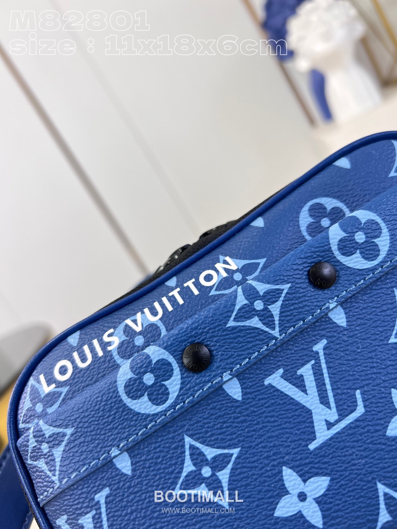 Louis Vuitton Nano Alpha Monogram Canvas Crossbody Bag with Front Pocket Strap Detail 루이비통 나노 알파 모노그램 캔버스 크로스바디백 M82801 11cm 2