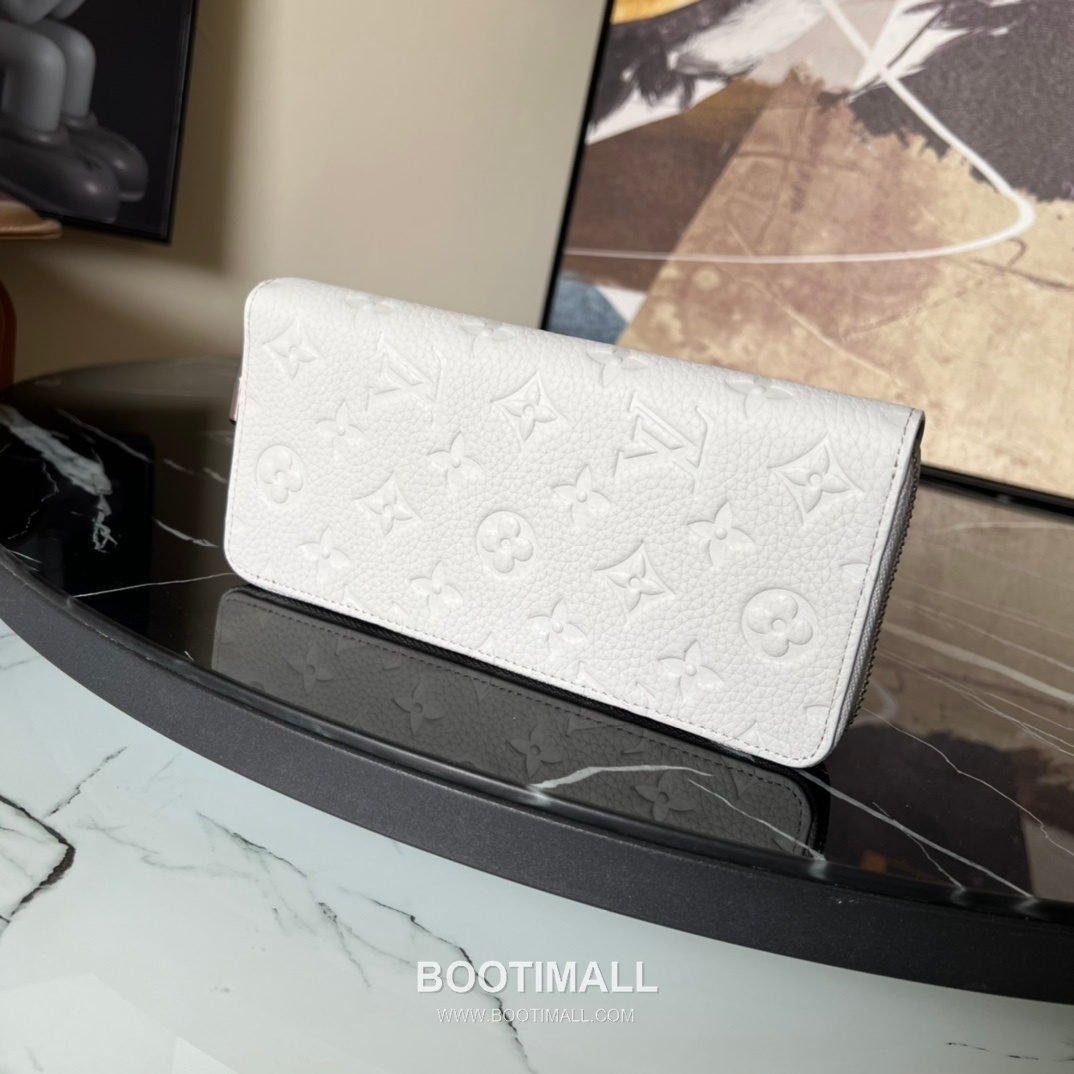 Louis Vuitton Zippy Vertical Taurillon Leather Wallet with Zip Pocket Card Slot Detail 루이비통 지피 버티컬 타우릴론 레더 지퍼 장지갑 M82597 20cm 2