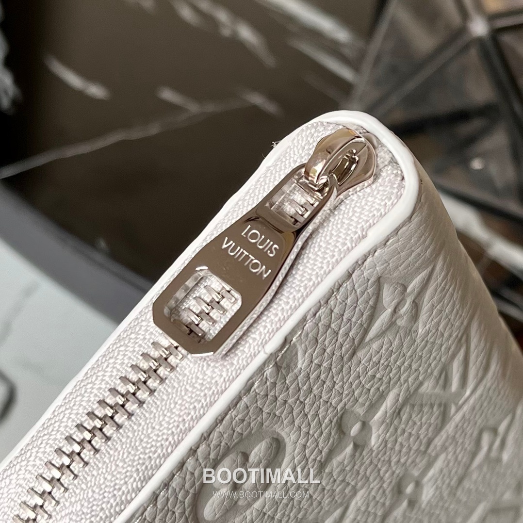 Louis Vuitton Zippy Vertical Taurillon Leather Wallet with Zip Pocket Card Slot Detail 루이비통 지피 버티컬 타우릴론 레더 지퍼 장지갑 M82597 20cm 4