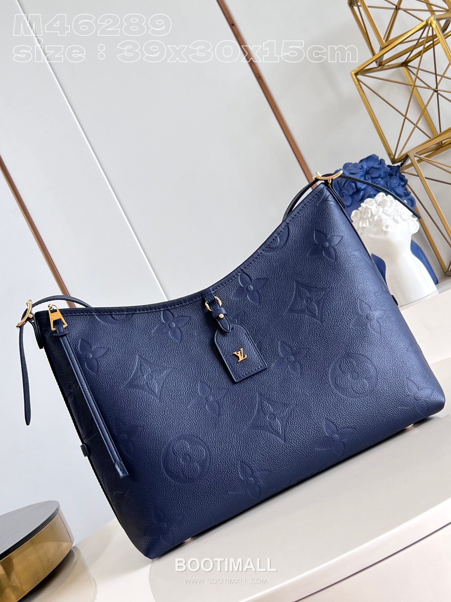 Louis Vuitton CarryAll MM Monogram Empreinte Calfskin Leather Hobo Tote Bag with Strap Pouch Detail 루이비통 캐리올 MM 모노그램 앙프렝뜨 카프스킨 레더 호보 토트백 M46289 39cm 1