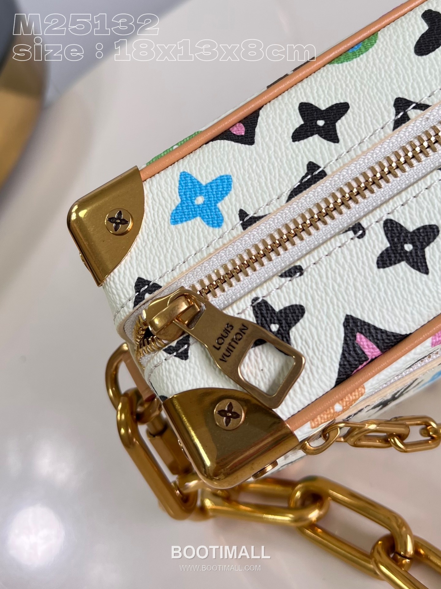 Louis Vuitton Mini Soft Trunk Monogram Canvas Crossbody Bag with Chain Zip Detail 루이비통 미니 소프트 트렁크 모노그램 캔버스 크로스바디백 M25132 18.5cm 7