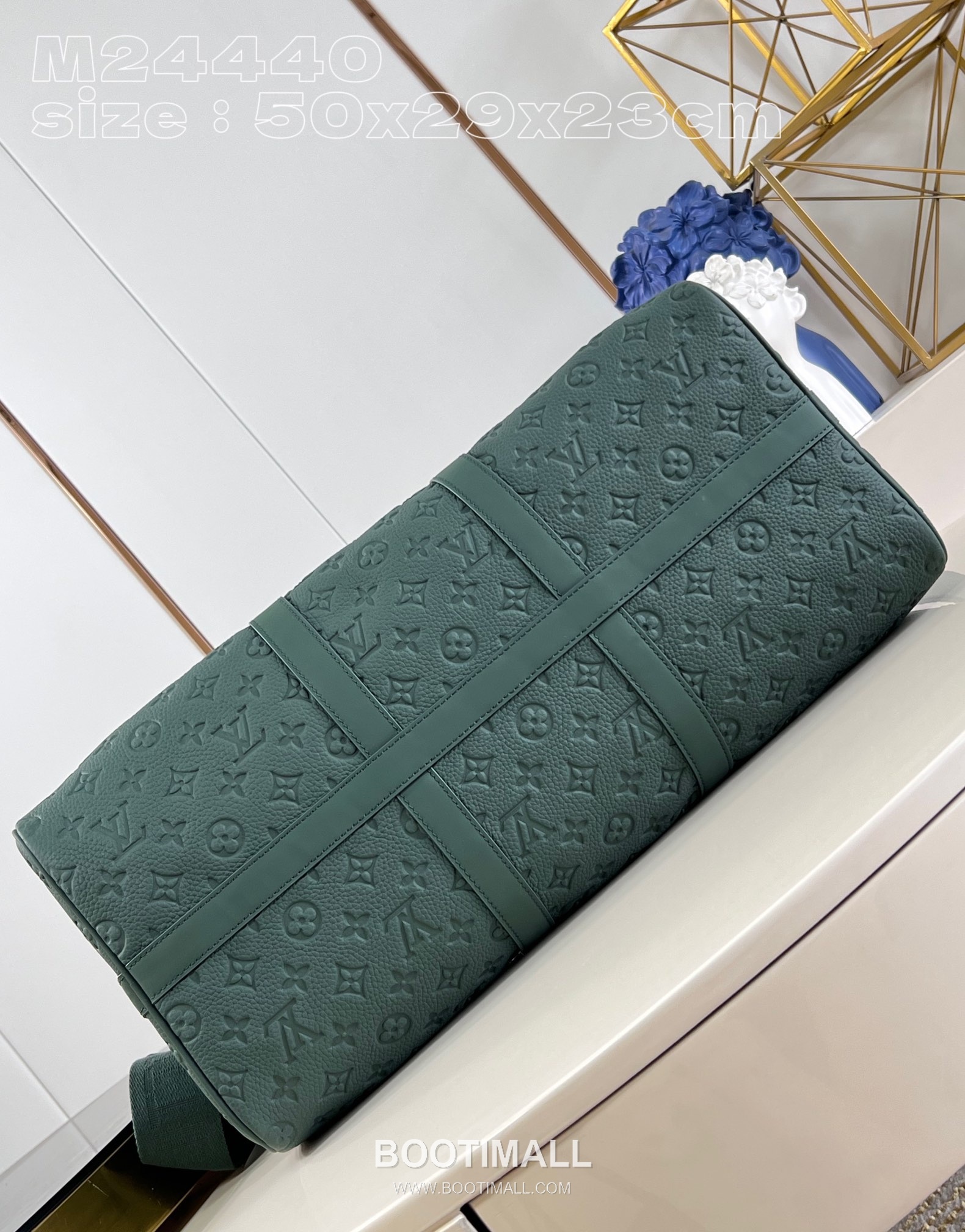 Louis Vuitton Keepall Bandoulière 50 Taurillon Leather Duffle Bag with Strap Metal Detail 루이비통 키폴 반둘리에 50 타우릴론 레더 더플백 M24440 50cm 6