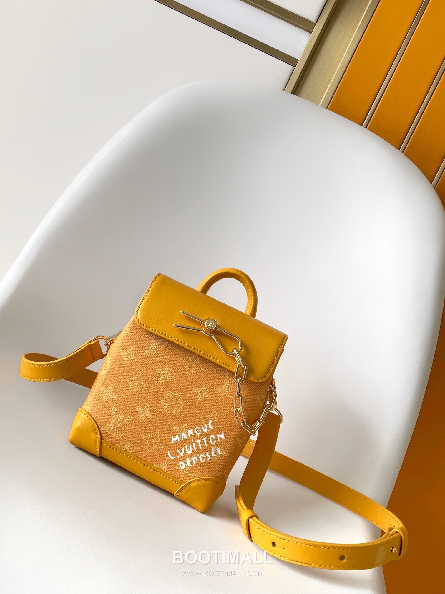 Louis Vuitton Nano Steamer Monogram Eclipse Canvas Crossbody Bag with Chain Strap Corner Detail 루이비통 나노 스티머 모노그램 이클립스 캔버스 크로스바디백 M12655 15cm 2