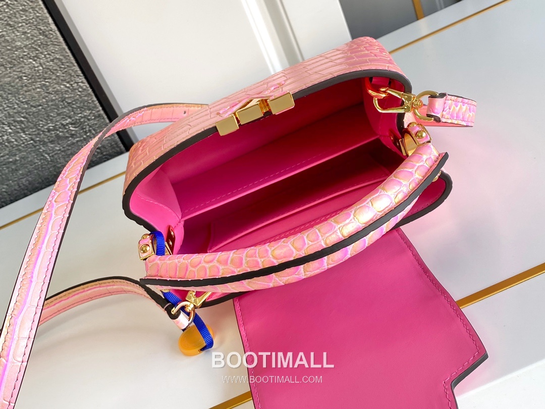 Louis Vuitton Calfskin Leather Top Handle Bag with Strap Metal Detail 루이비통 카프스킨 레더 탑핸들백 M93429 21cm 8