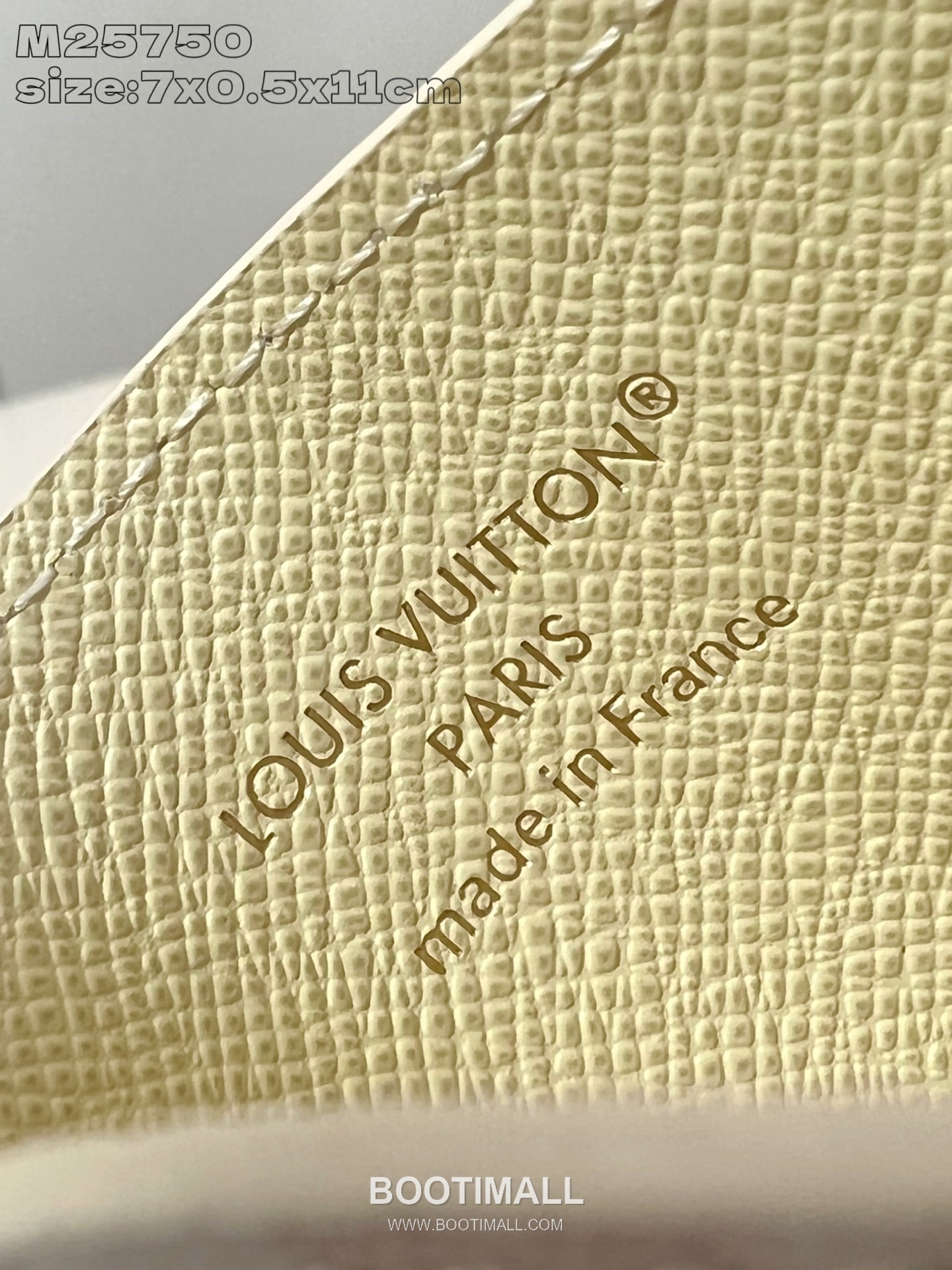 Louis Vuitton Monogram Canvas Card Holder with Slim Pocket Slot Detail 루이비통 모노그램 캔버스 카드홀더 M25750 11cm 5