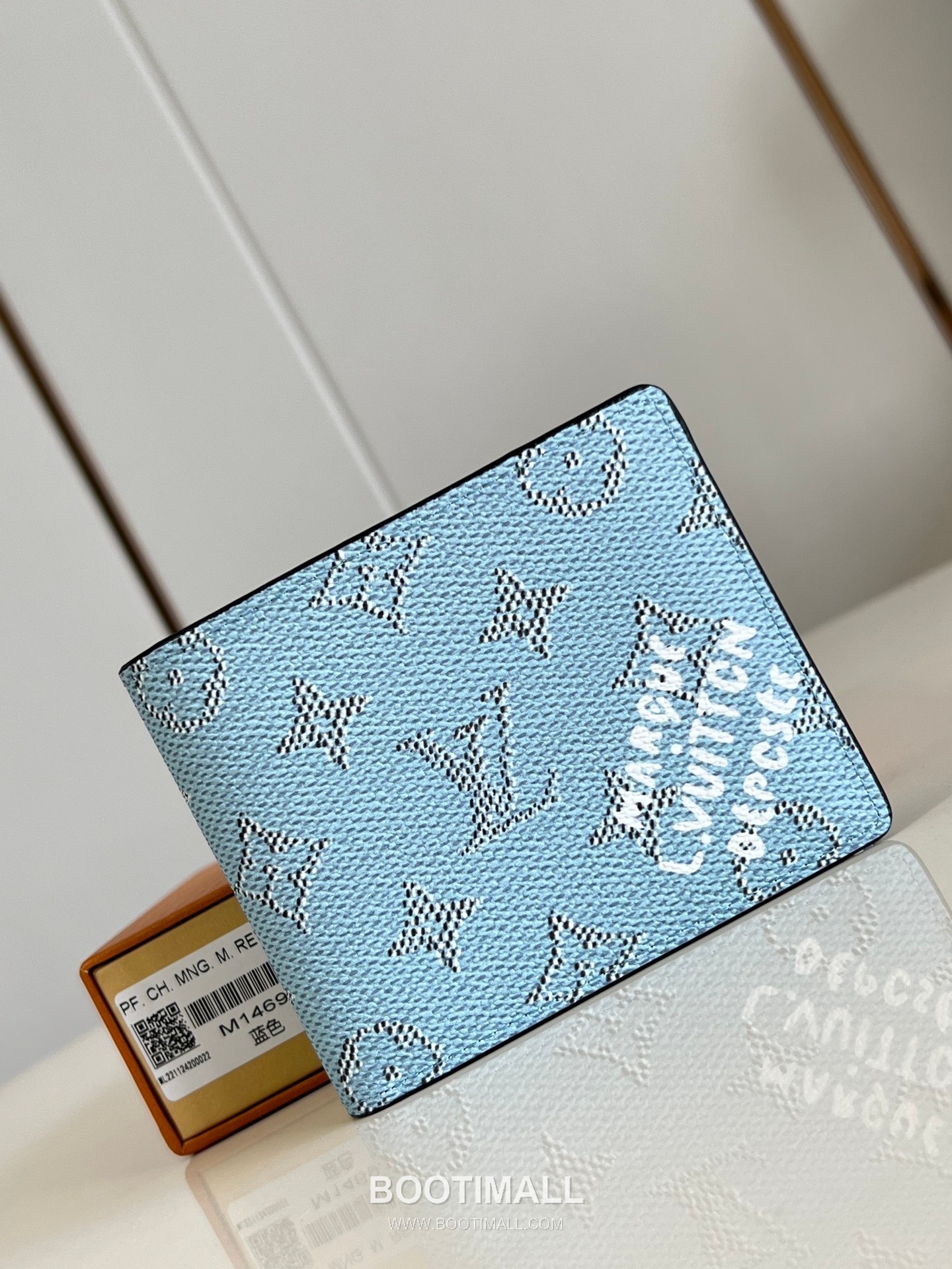 Louis Vuitton Multiple Monogram Canvas Wallet with Card Slot Pocket Detail 루이비통 멀티플 모노그램 캔버스 반지갑 M14691 11.5cm 1