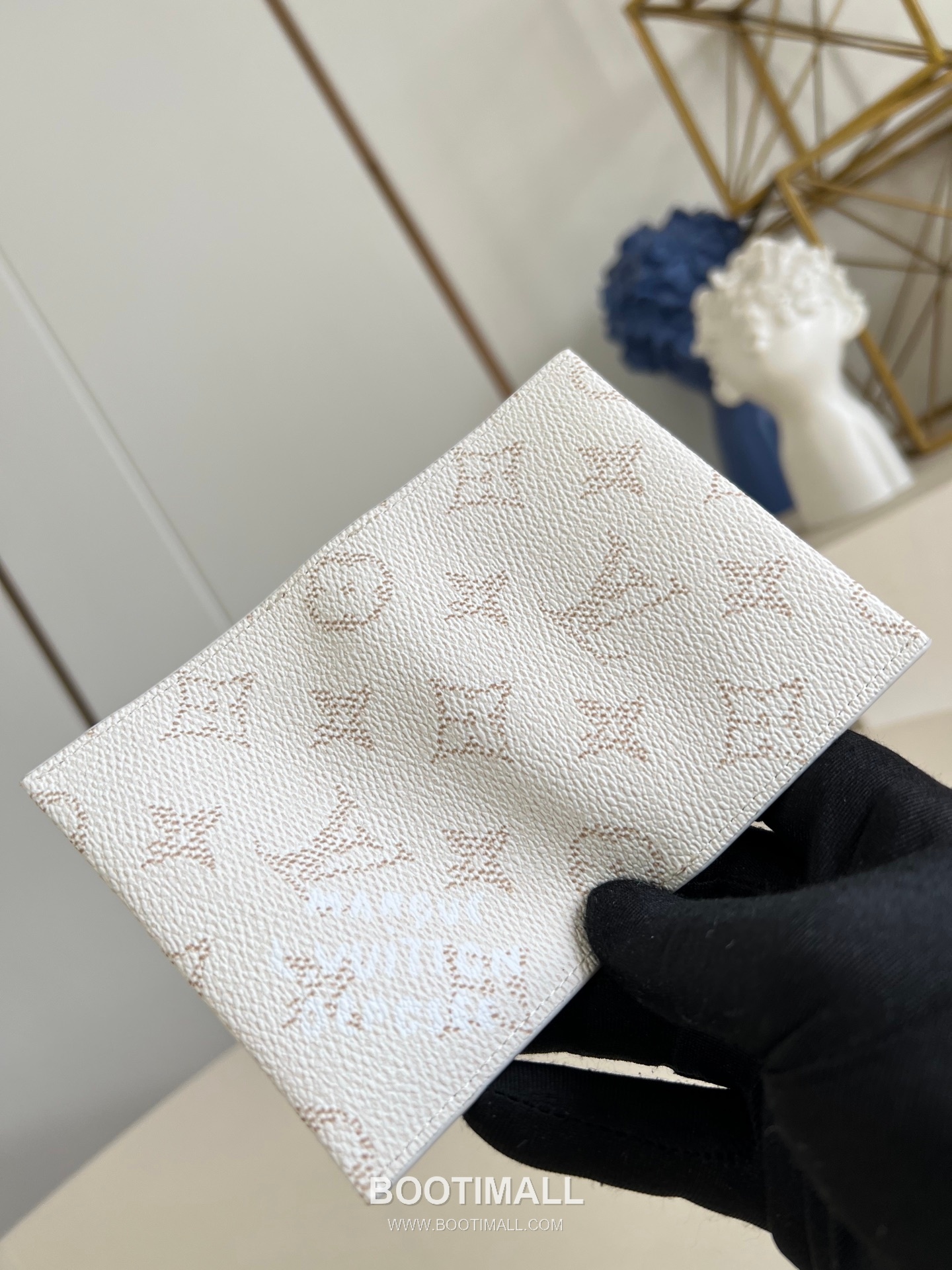 Louis Vuitton Enveloppe Carte de Visite Monogram Canvas Card Holder with Snap Button Flap Detail 루이비통 엔벨로프 카드 드 비지트 모노그램 캔버스 카드홀더 M14817 10.5cm 4