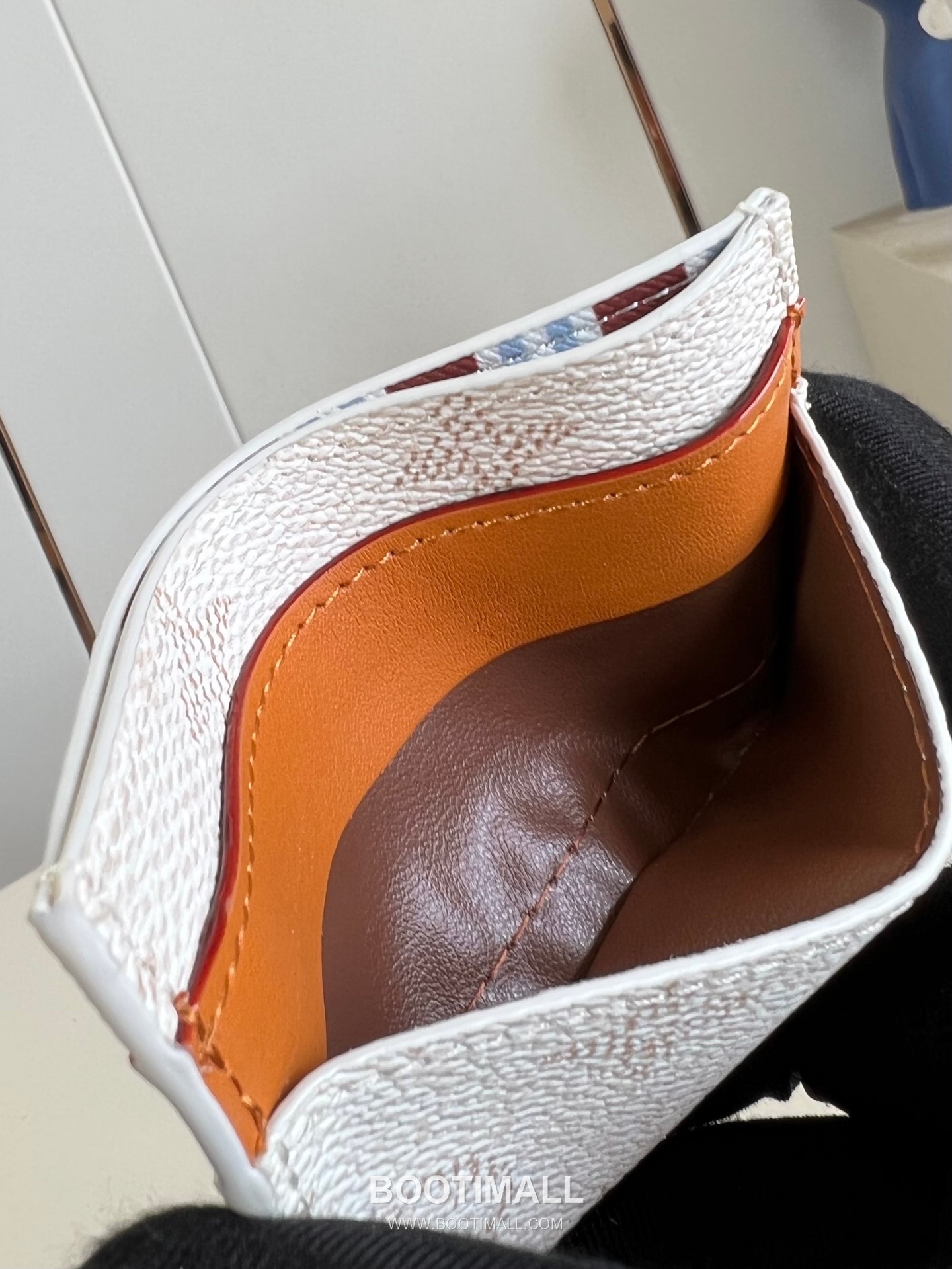 Louis Vuitton Monogram Eclipse Canvas Card Holder with Slot Pocket Detail 루이비통 모노그램 이클립스 캔버스 카드홀더 M14766 11cm 4