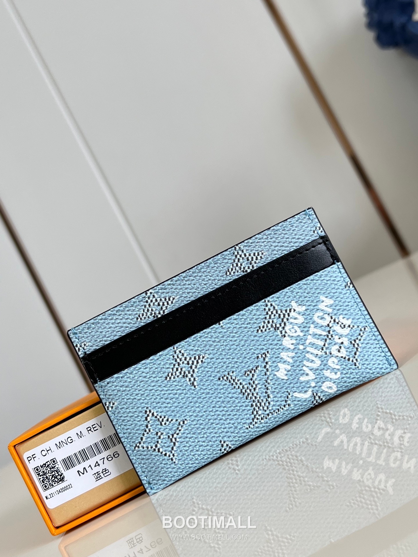 Louis Vuitton Monogram Eclipse Canvas Card Holder with Slot Pocket Detail 루이비통 모노그램 이클립스 캔버스 카드홀더 M14766 11cm 1