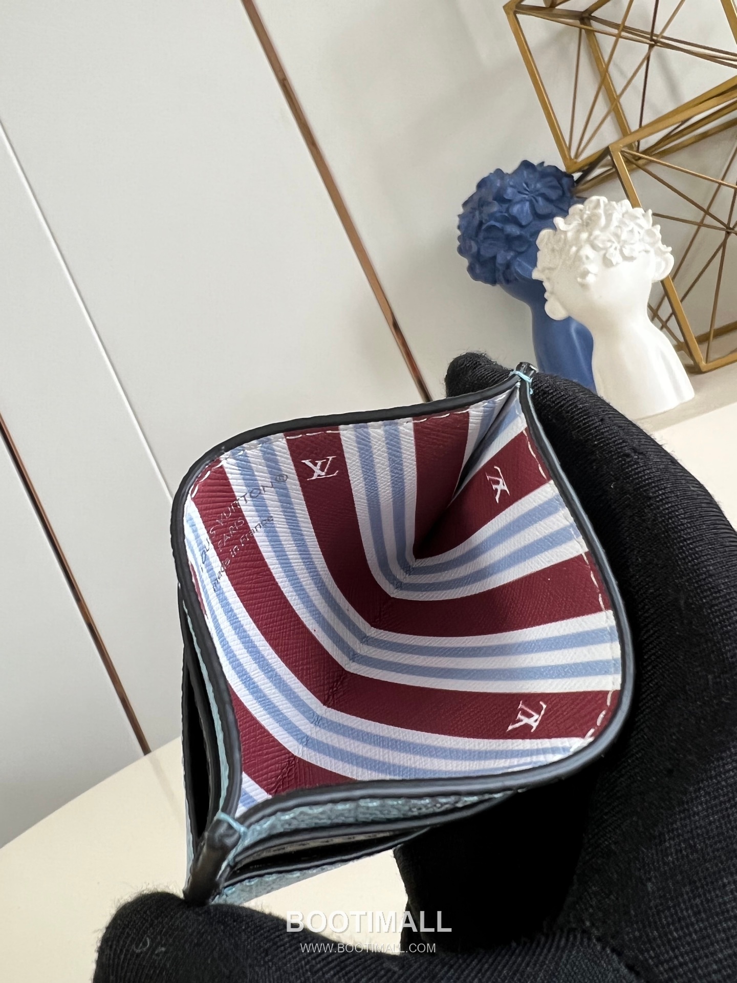 Louis Vuitton Monogram Eclipse Canvas Card Holder with Slot Pocket Detail 루이비통 모노그램 이클립스 캔버스 카드홀더 M14766 11cm 6