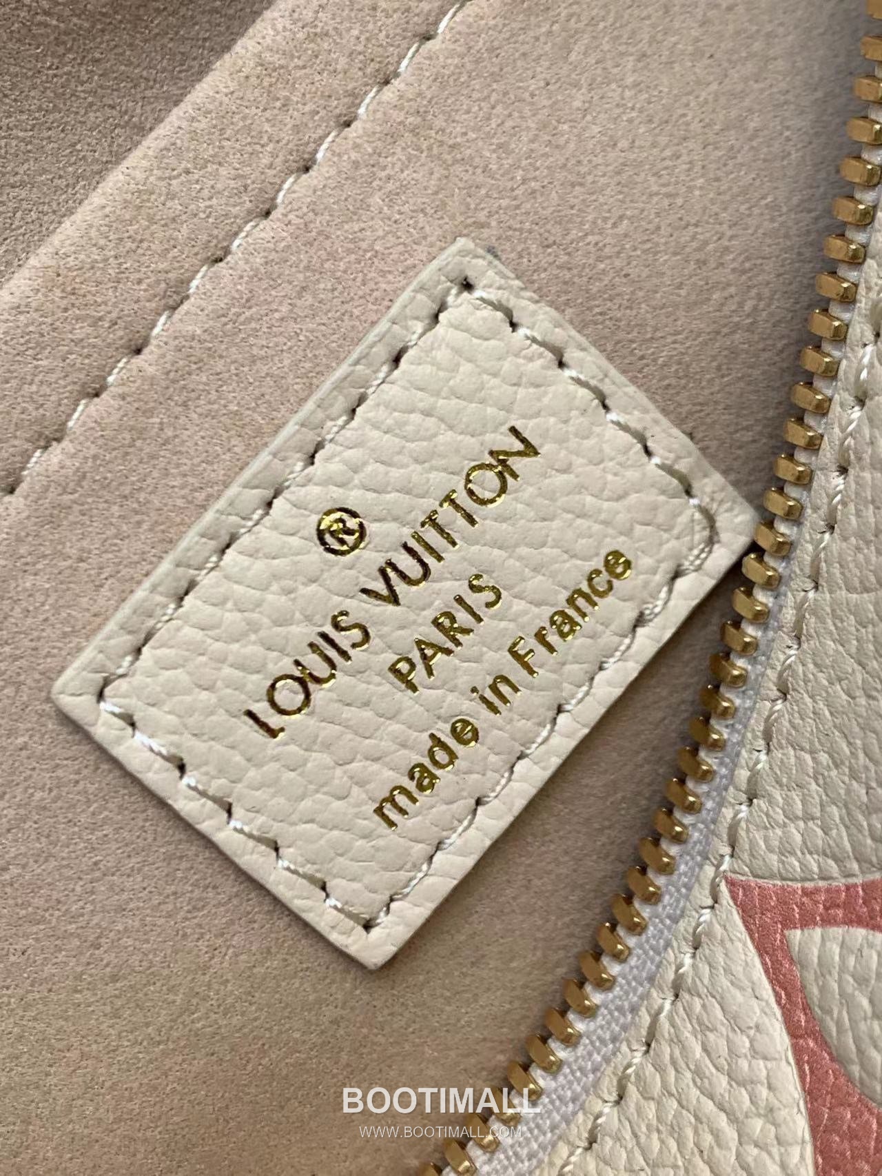 Louis Vuitton Speedy Bandoulière 20 Calfskin Leather Duffle Bag with Chain Strap Lock Detail 루이비통 스피디 반둘리에 20 카프스킨 레더 더플백 M46575 20.5cm 9