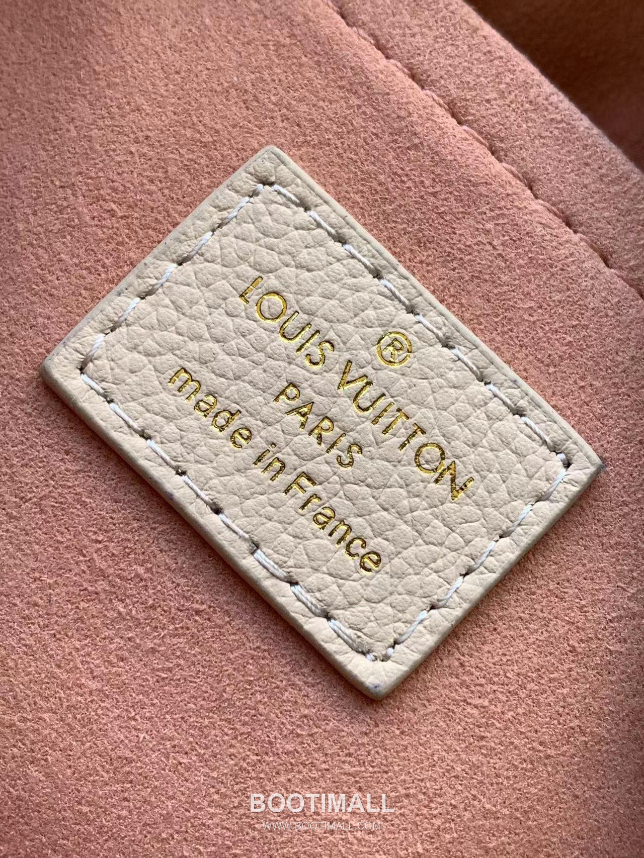 Louis Vuitton Speedy Bandoulière 20 Calfskin Leather Duffle Bag with Chain Strap Lock Detail 루이비통 스피디 반둘리에 20 카프스킨 레더 더플백 M46575 20.5cm 9