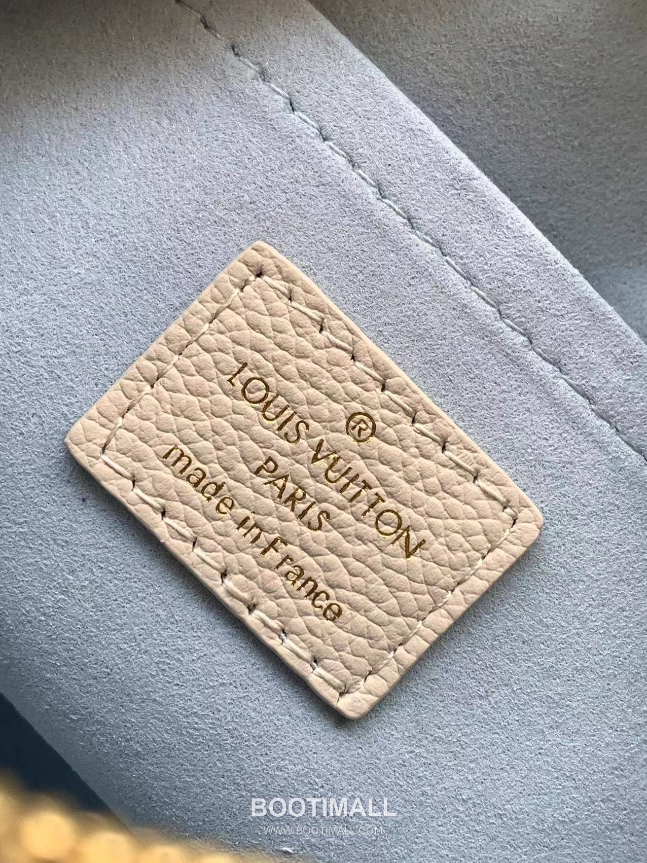 Louis Vuitton Speedy Bandoulière 20 Calfskin Leather Duffle Bag with Chain Strap Lock Detail 루이비통 스피디 반둘리에 20 카프스킨 레더 더플백 M46575 20.5cm 9