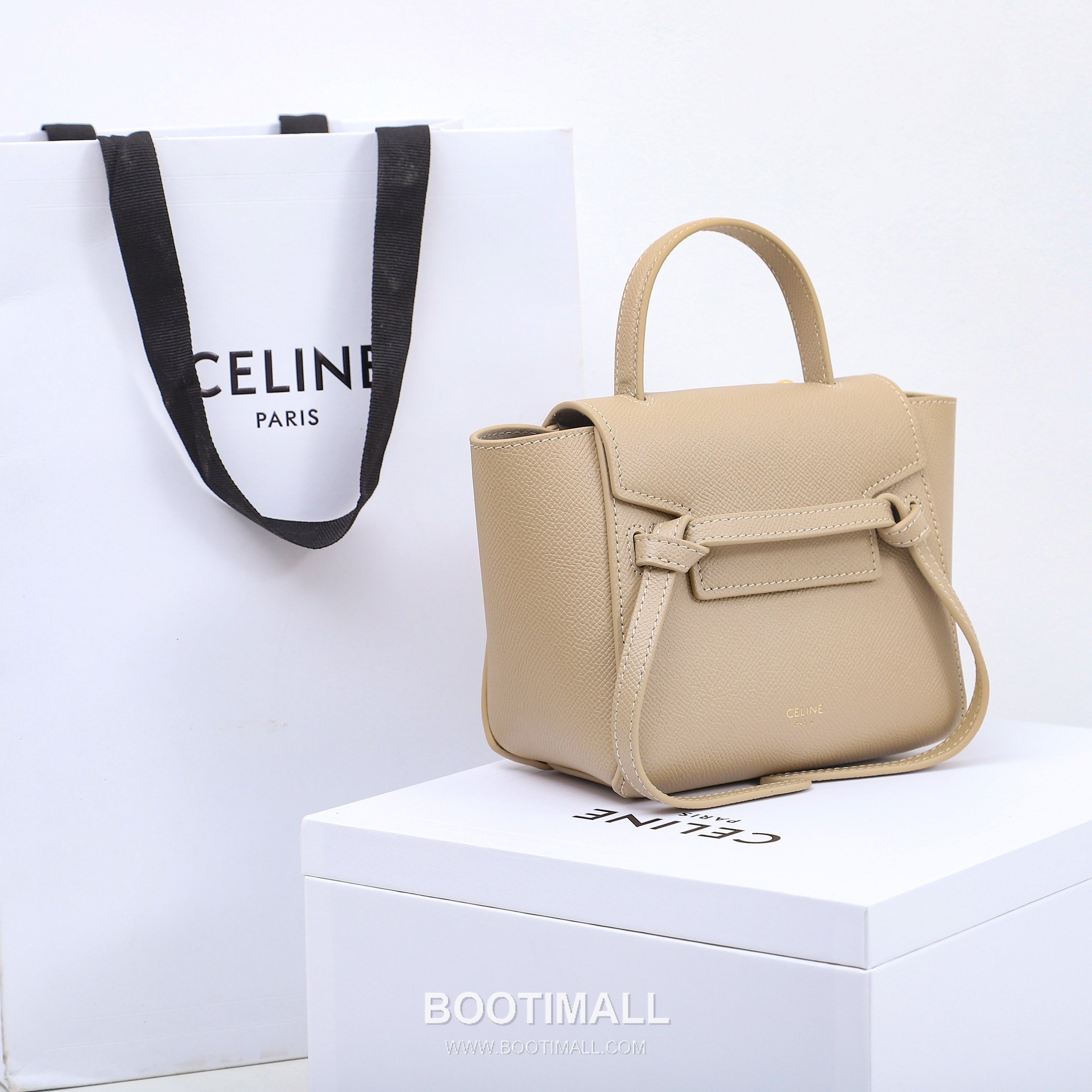 Celine Calfskin Leather Crossbody Bag with Flap Zip Strap Detail 셀린느 카프스킨 레더 크로스바디백 194263 15cm 2