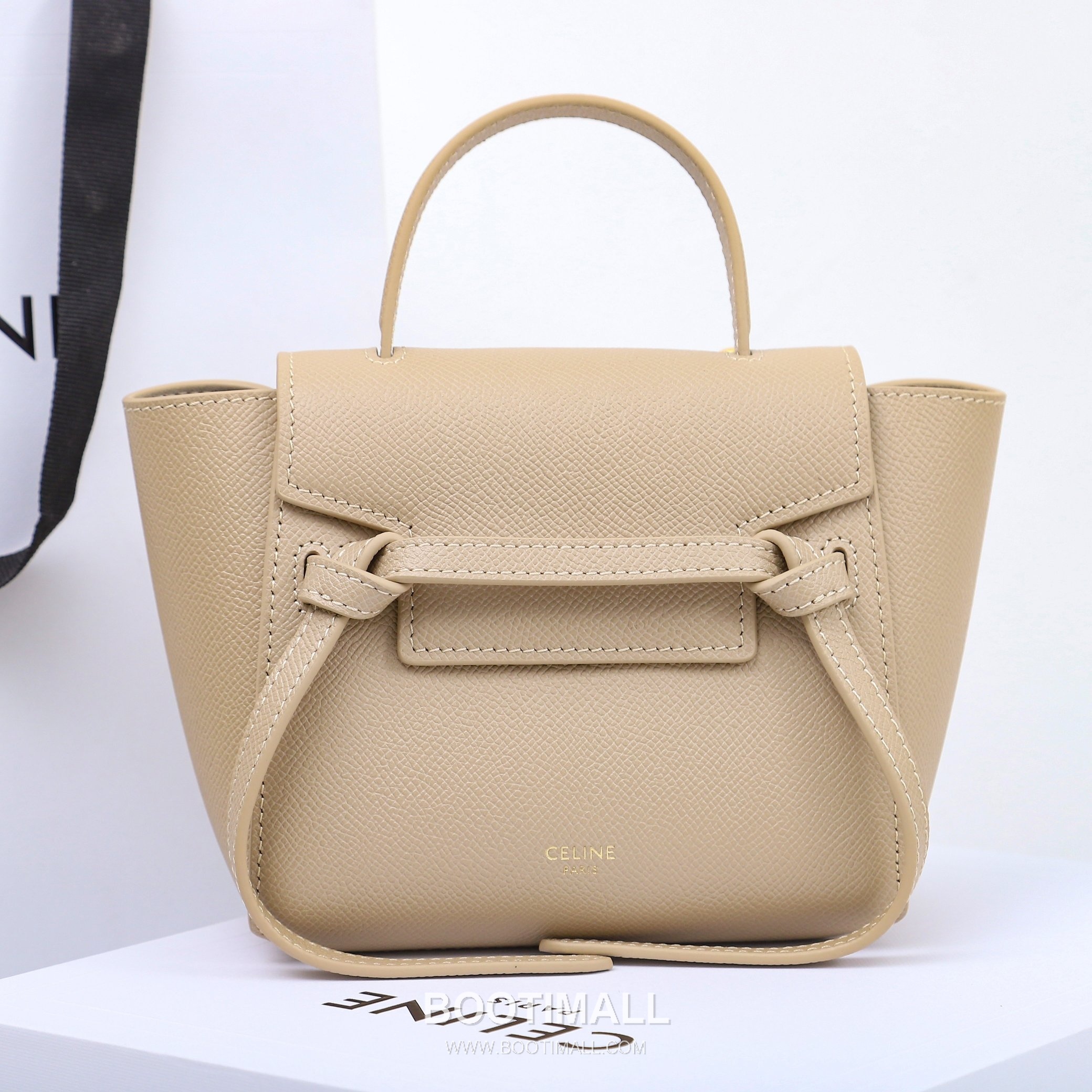 Celine Calfskin Leather Crossbody Bag with Flap Zip Strap Detail 셀린느 카프스킨 레더 크로스바디백 194263 15cm 5