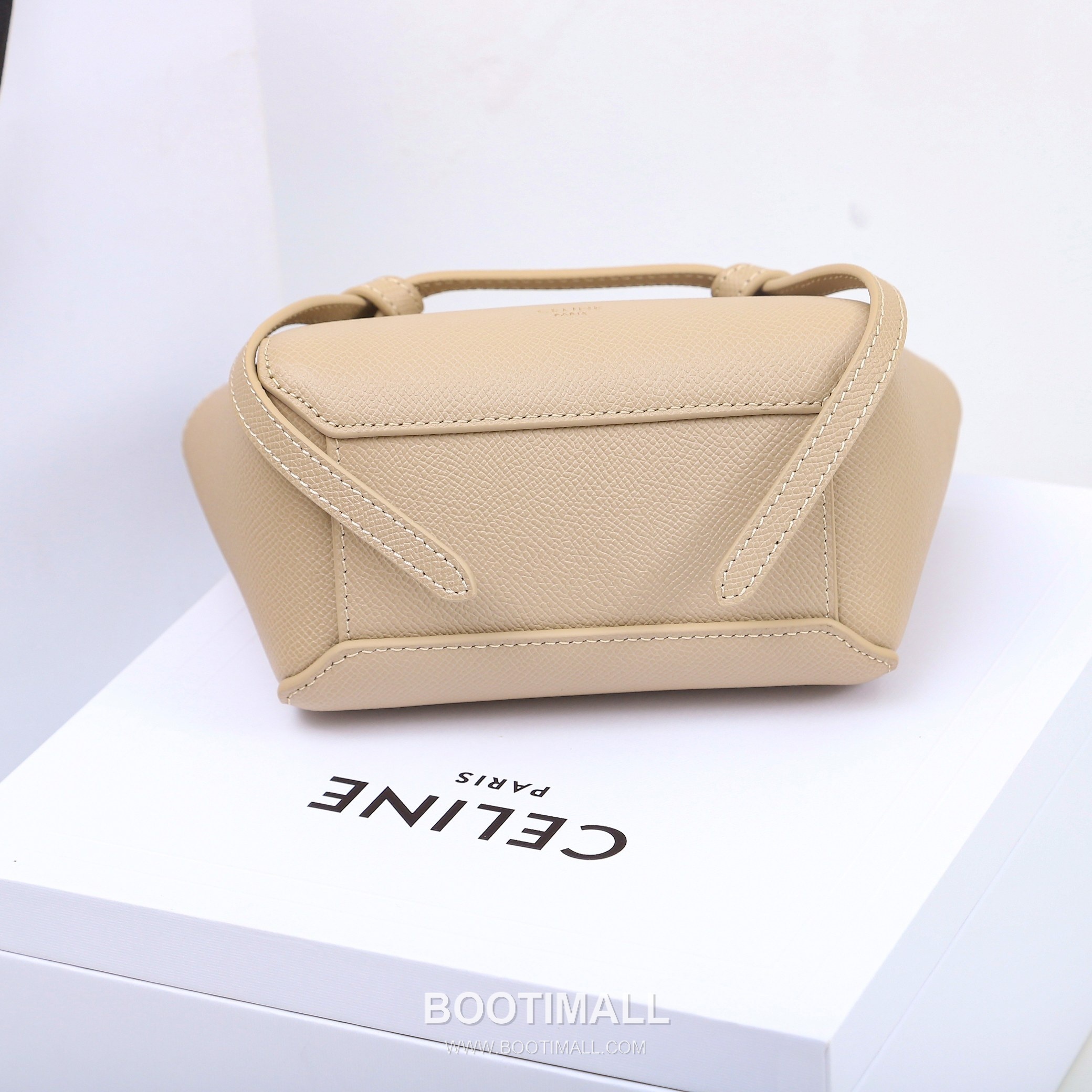 Celine Calfskin Leather Crossbody Bag with Flap Zip Strap Detail 셀린느 카프스킨 레더 크로스바디백 194263 15cm 8