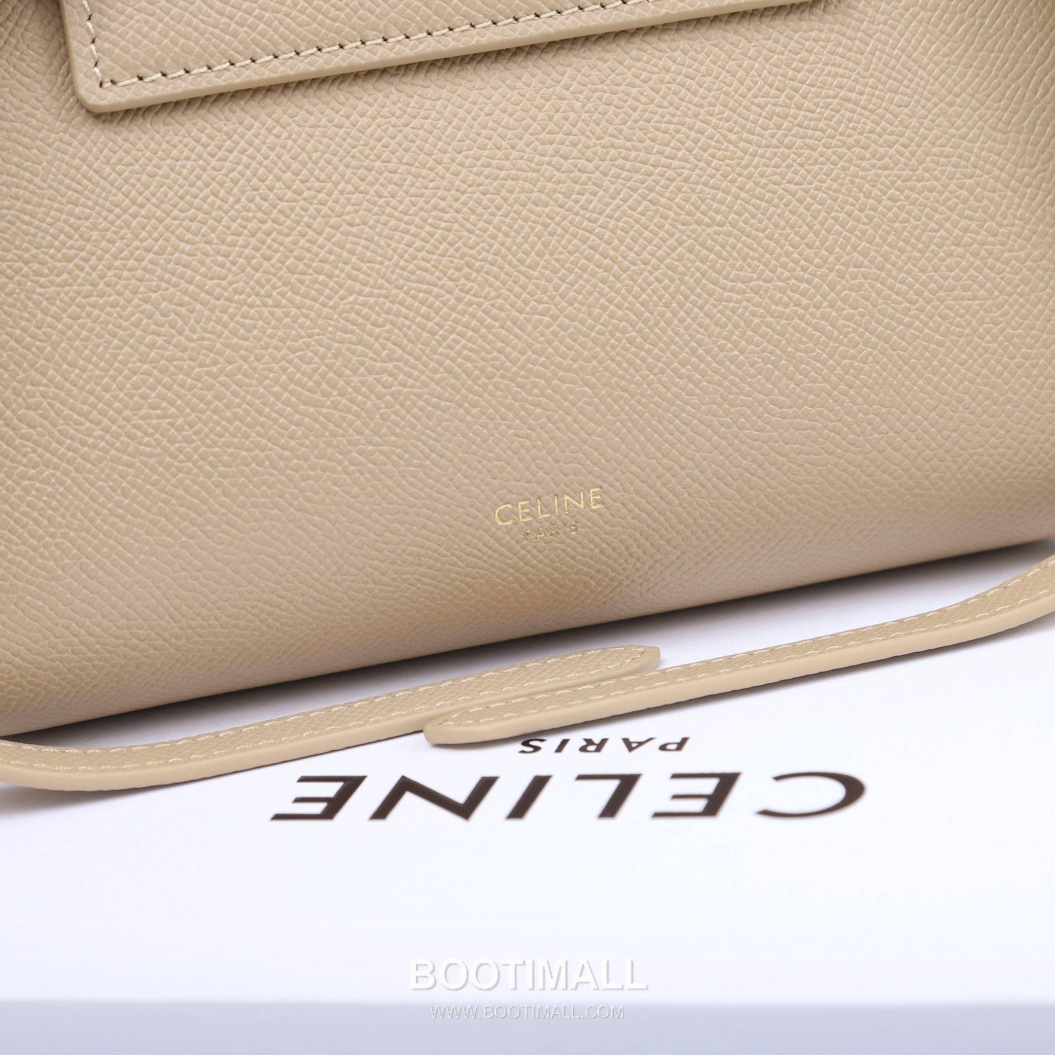 Celine Calfskin Leather Bucket Crossbody Bag with Flap Zip Strap Detail 셀린느 카프스킨 레더 버킷 크로스바디백 175519 20cm 6