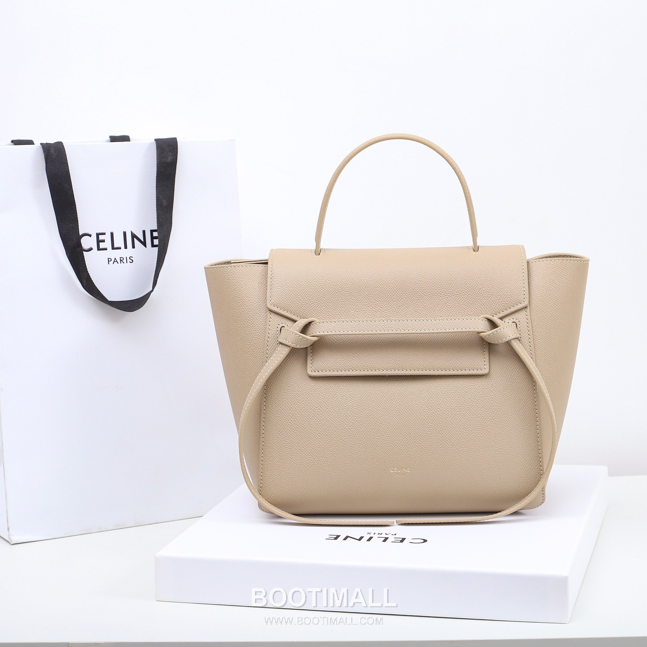 Celine Calfskin Leather Bucket Shoulder Bag with Flap Zip Strap Detail 셀린느 카프스킨 레더 버킷 숄더백 175520 24cm 1