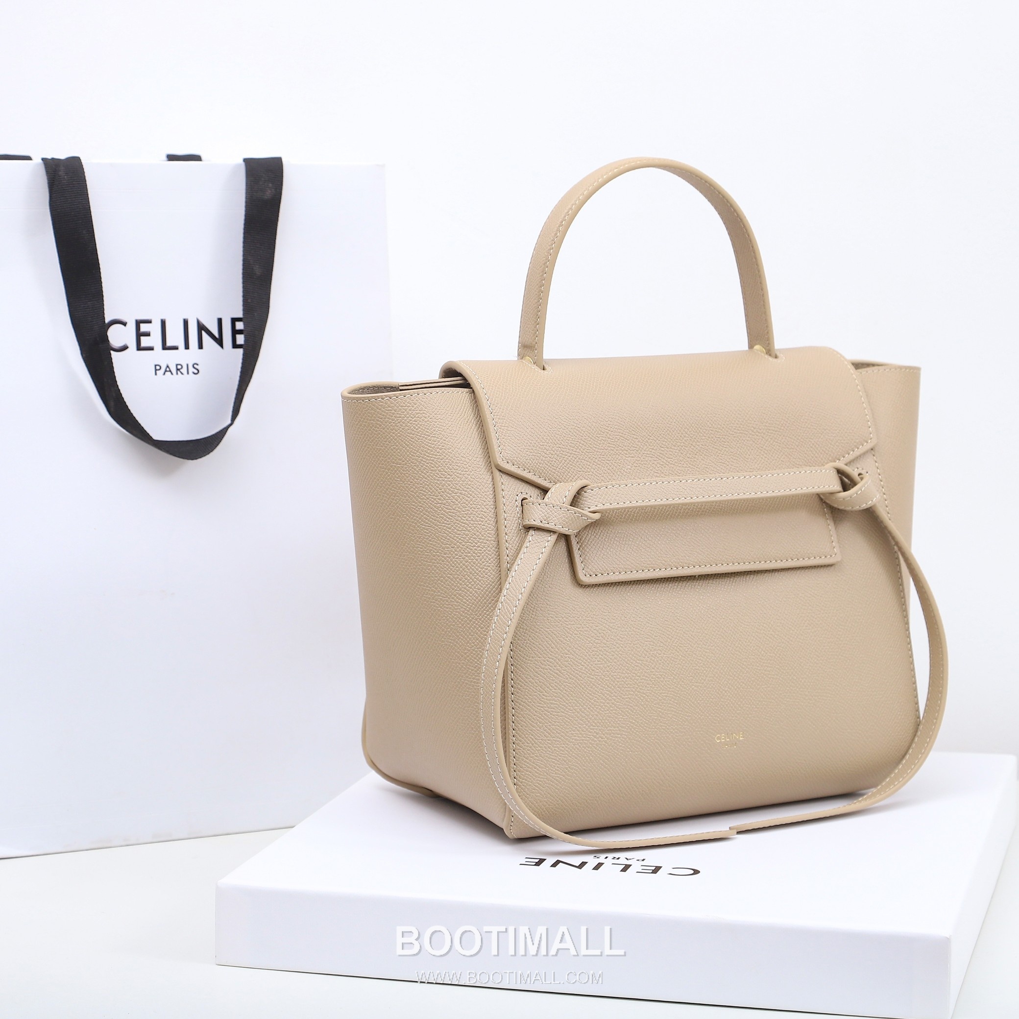 Celine Calfskin Leather Bucket Shoulder Bag with Flap Zip Strap Detail 셀린느 카프스킨 레더 버킷 숄더백 175520 24cm 2