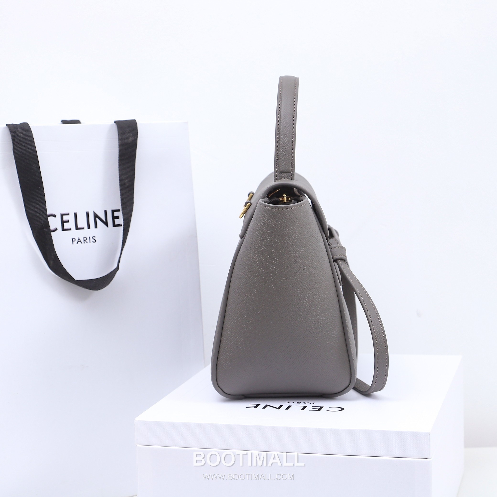 Celine Calfskin Leather Bucket Crossbody Bag with Flap Zip Strap Detail 셀린느 카프스킨 레더 버킷 크로스바디백 175519 20cm 3
