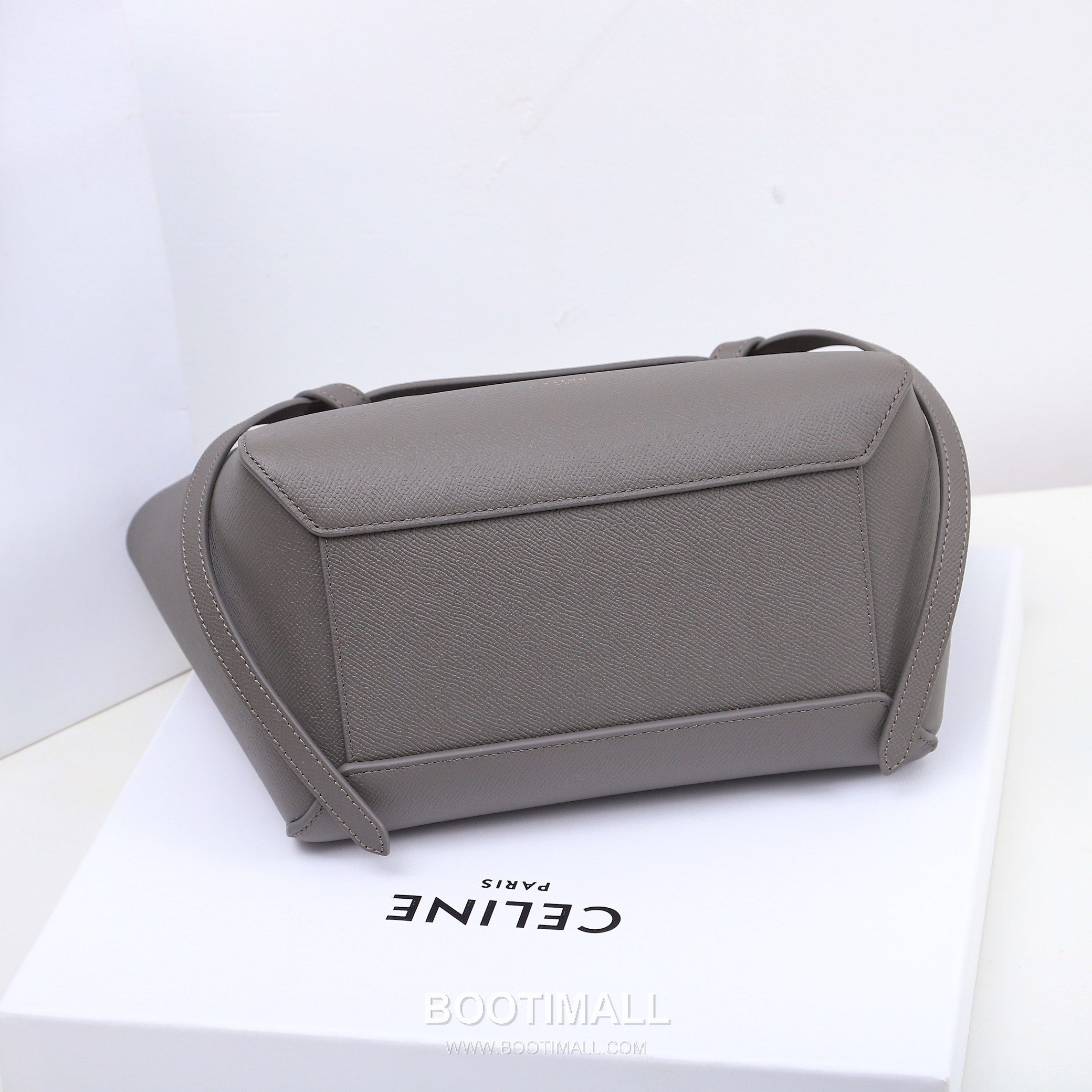 Celine Calfskin Leather Bucket Shoulder Bag with Flap Zip Strap Detail 셀린느 카프스킨 레더 버킷 숄더백 175520 24cm 7