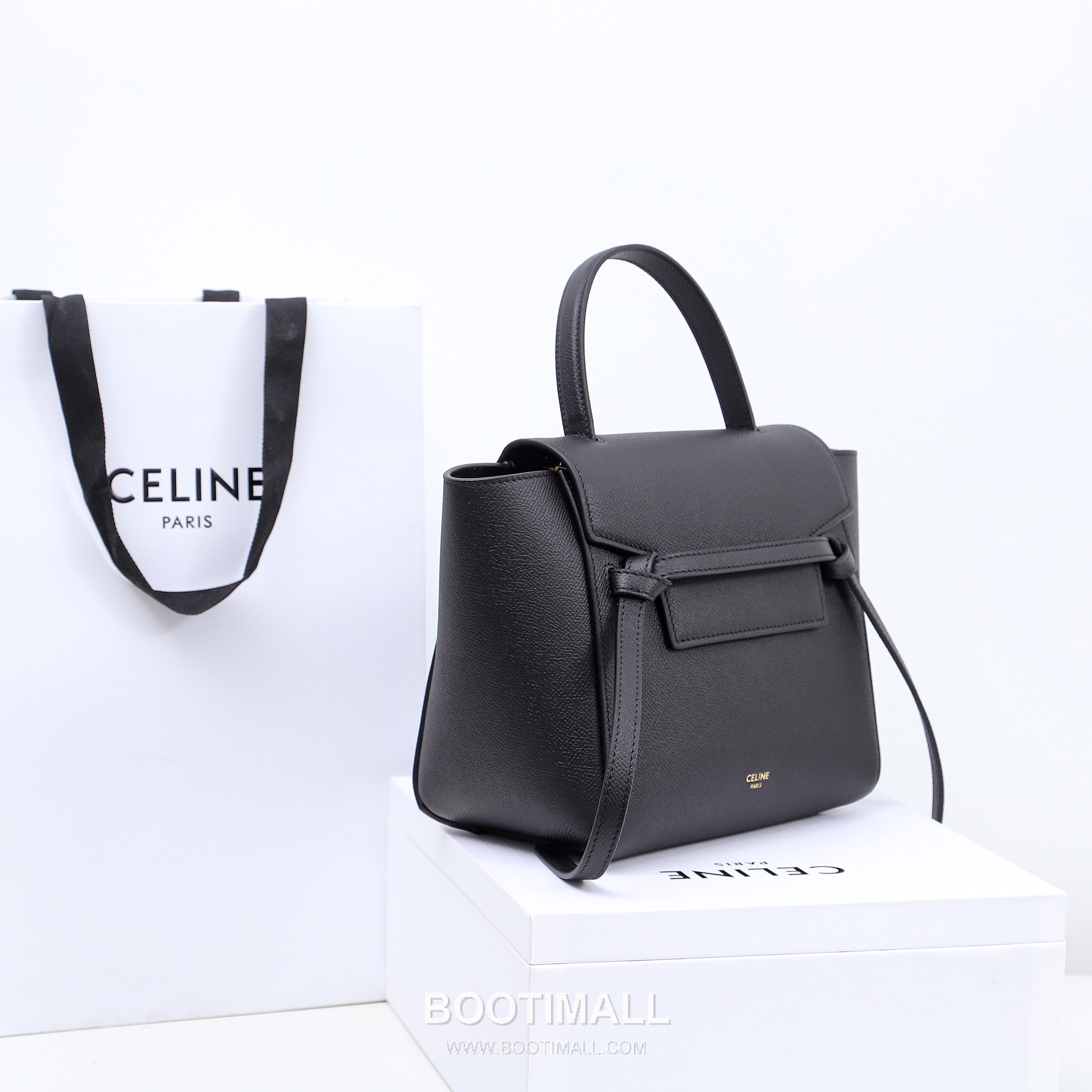 Celine Calfskin Leather Bucket Crossbody Bag with Flap Zip Strap Detail 셀린느 카프스킨 레더 버킷 크로스바디백 175519 20cm 2