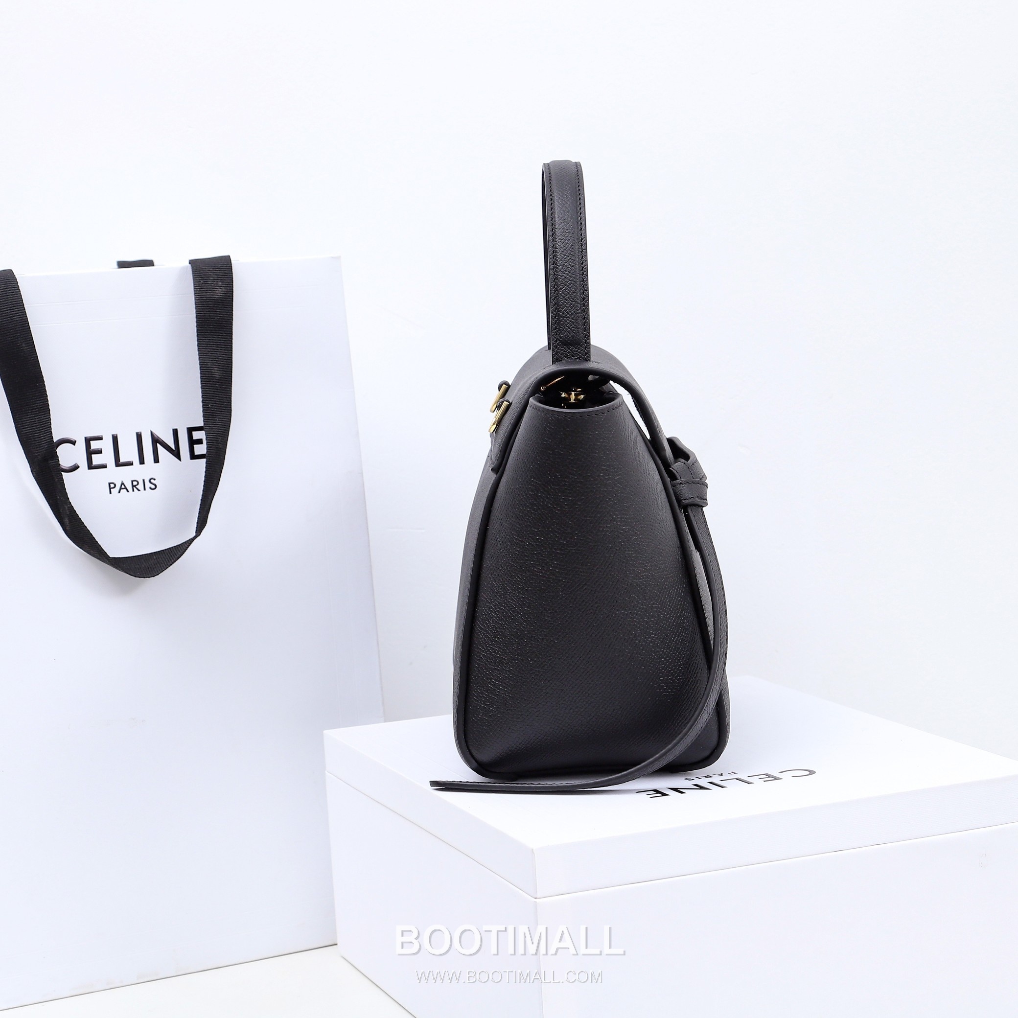 Celine Calfskin Leather Bucket Crossbody Bag with Flap Zip Strap Detail 셀린느 카프스킨 레더 버킷 크로스바디백 175519 20cm 3