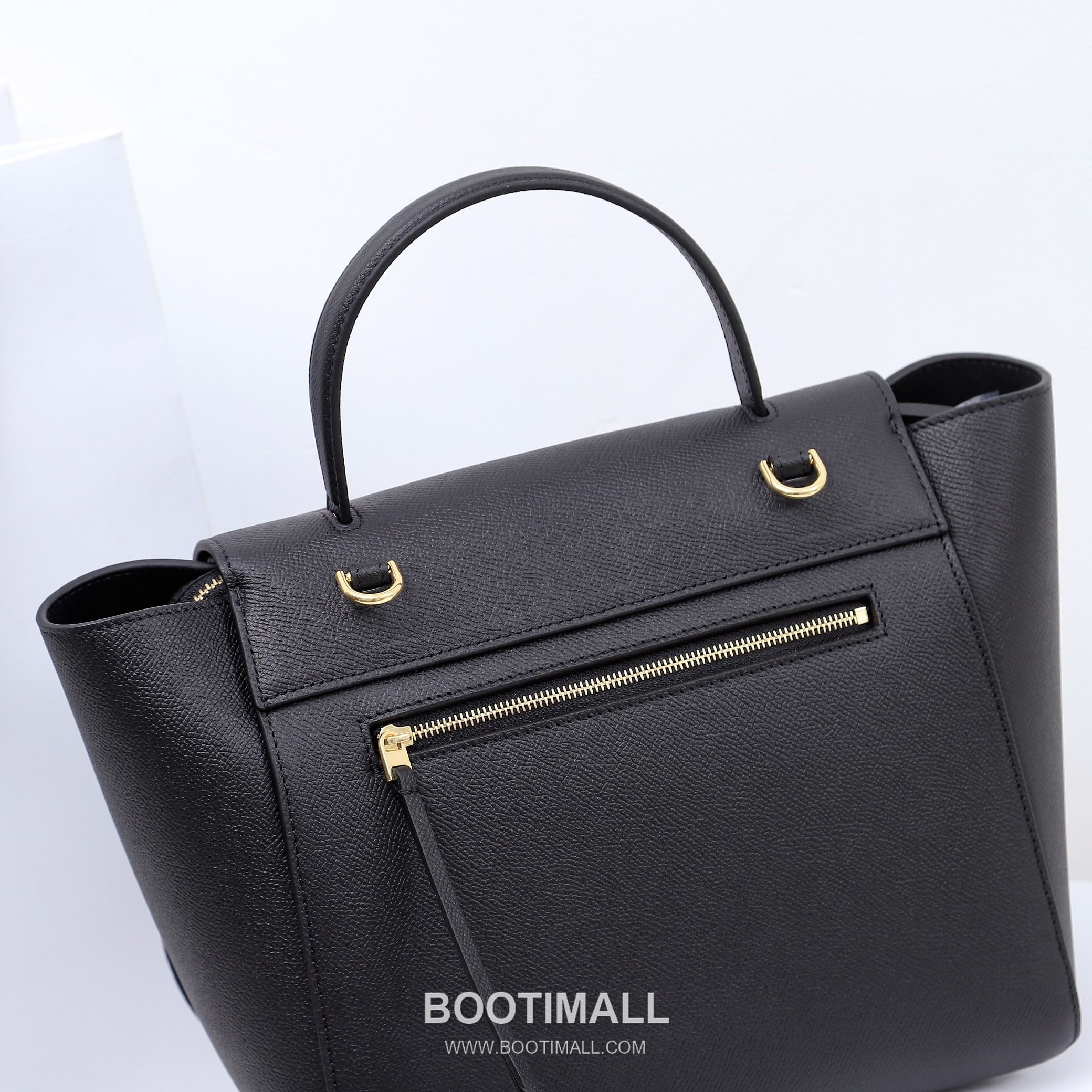 Celine Calfskin Leather Bucket Shoulder Bag with Flap Zip Strap Detail 셀린느 카프스킨 레더 버킷 숄더백 175520 24cm 8
