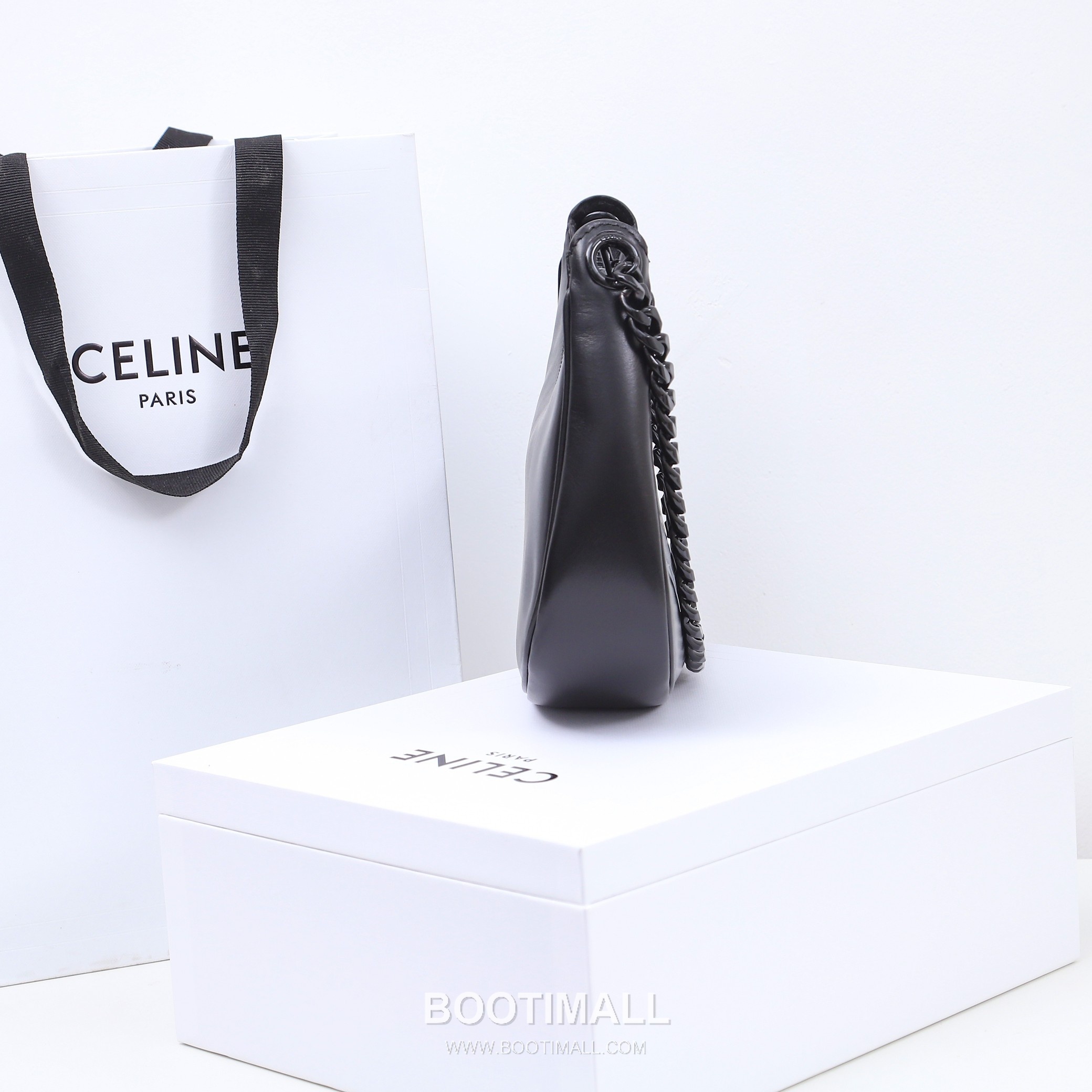 Celine Ava Calfskin Leather Shoulder Bag with Chain Strap Moon Shape Detail 셀린느 아바 카프스킨 레더 숄더백 199583 25cm 3