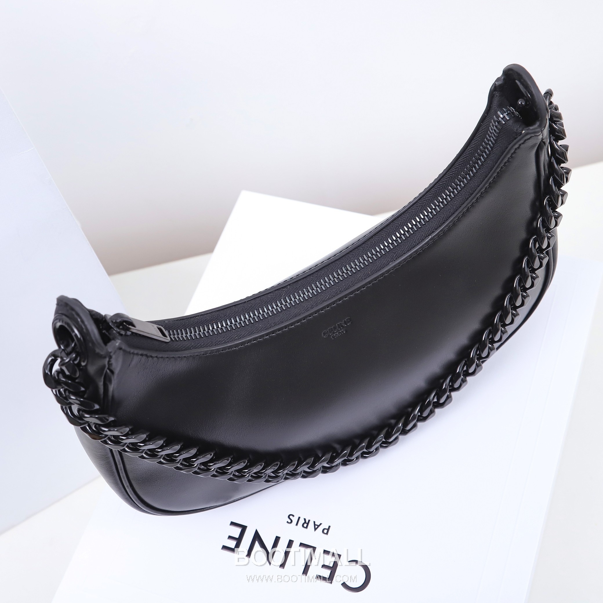 Celine Ava Calfskin Leather Shoulder Bag with Chain Strap Moon Shape Detail 셀린느 아바 카프스킨 레더 숄더백 199583 25cm 5