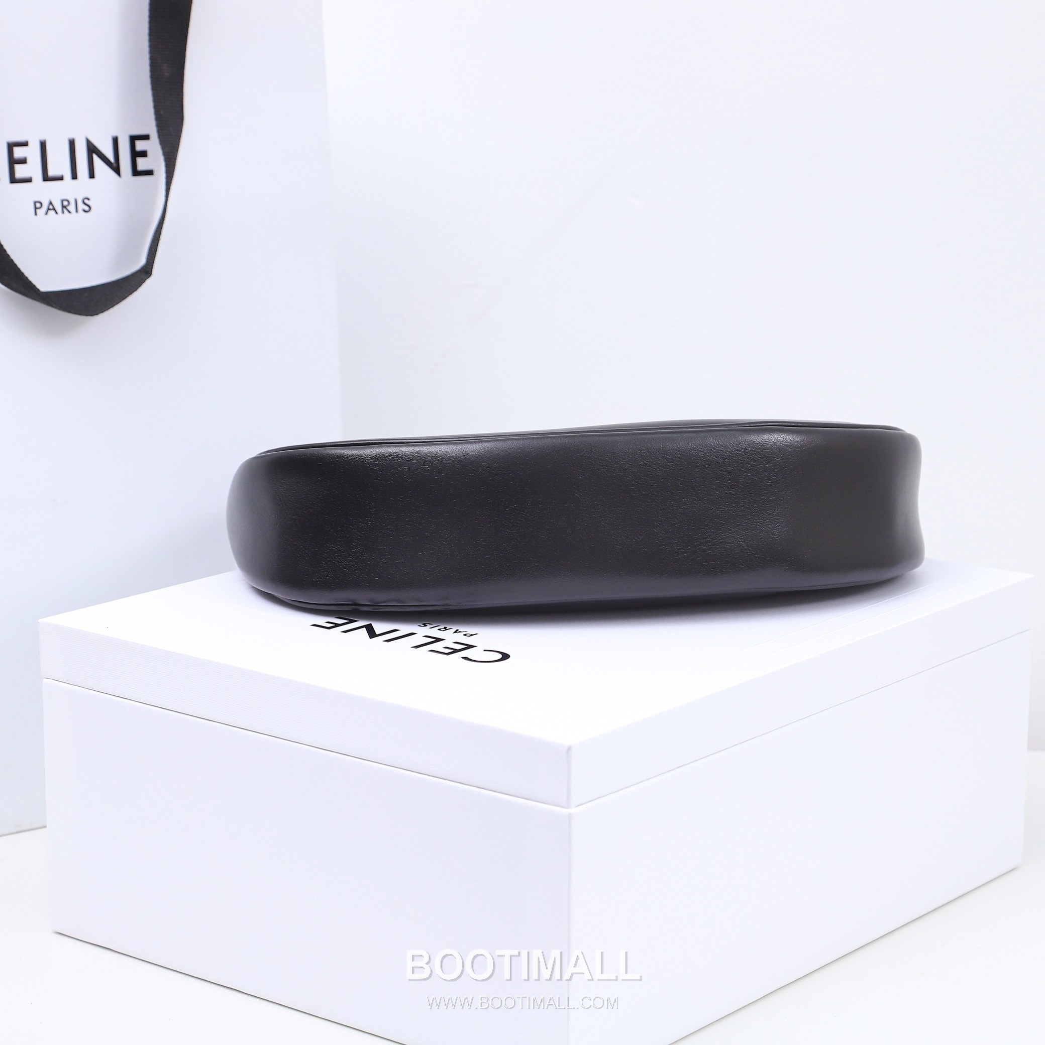 Celine Ava Calfskin Leather Shoulder Bag with Chain Strap Moon Shape Detail 셀린느 아바 카프스킨 레더 숄더백 199583 25cm 6