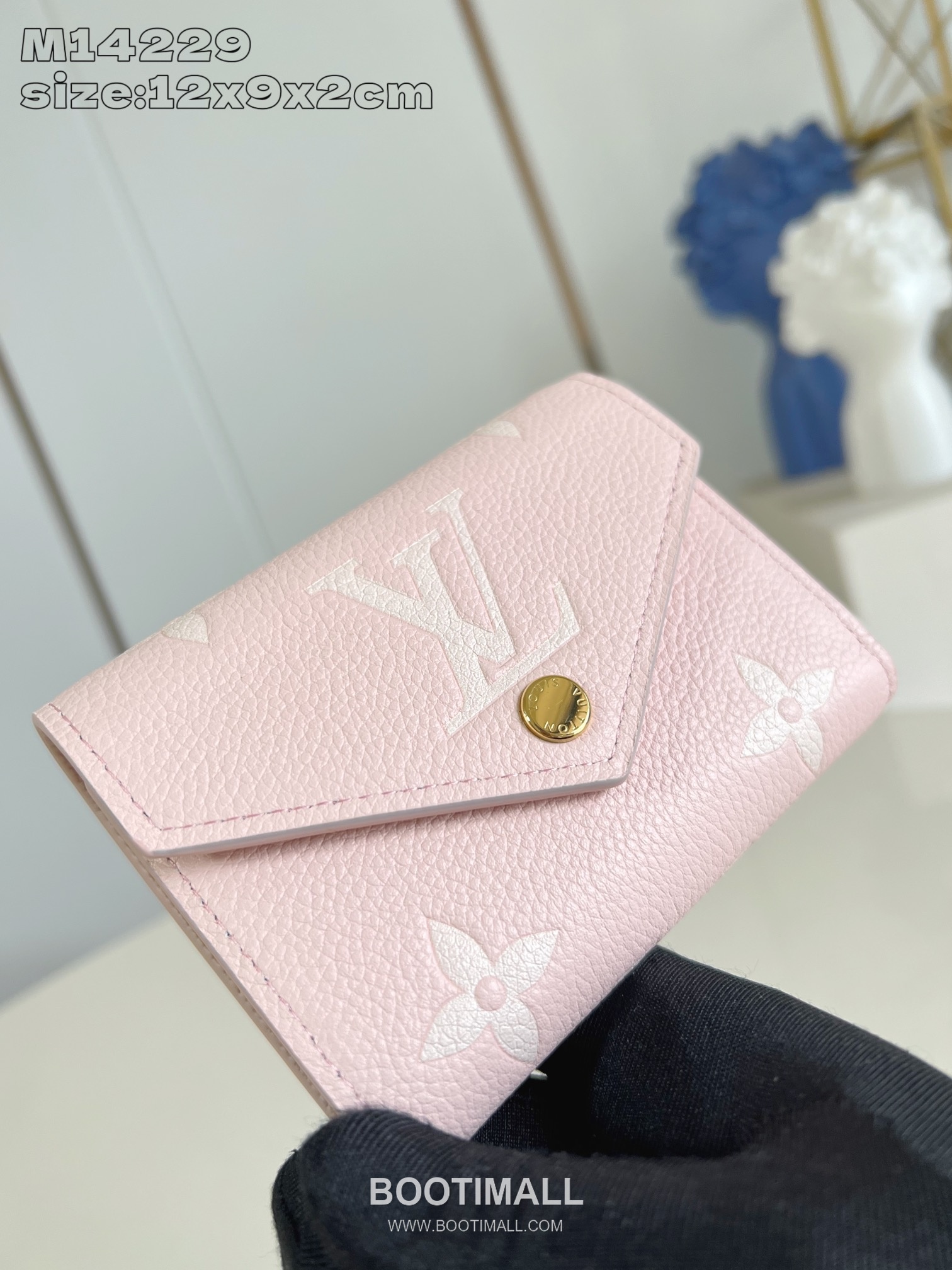 Louis Vuitton Victorine Wallet Monogram Empreinte Leather Snap Button Card Holder with Coin Pocket 루이비통 빅토린 모노그램 앙프렝뜨 레더 스냅 버튼 카드지갑 M14229 12cm 2